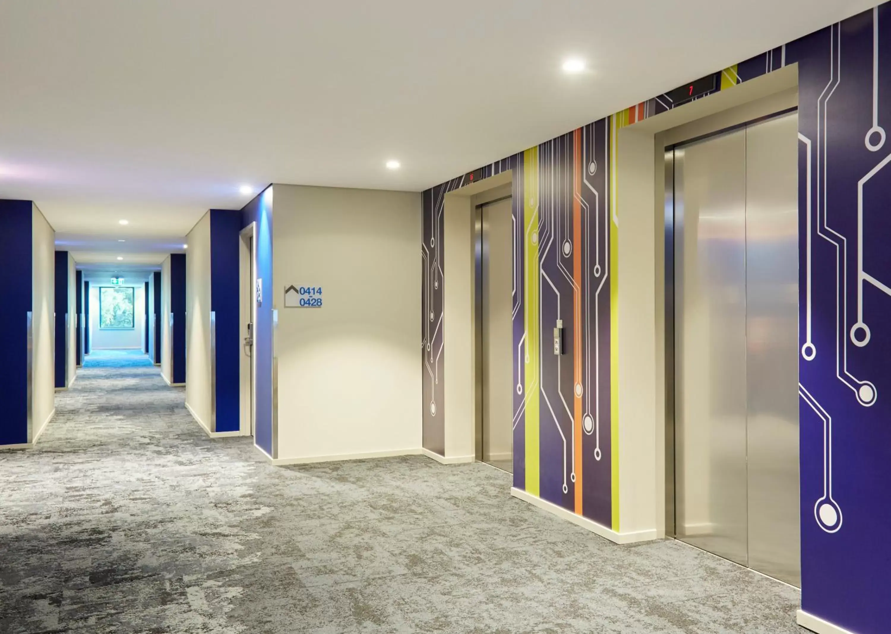 Lobby or reception in Holiday Inn Express Sydney Macquarie Park, an IHG Hotel