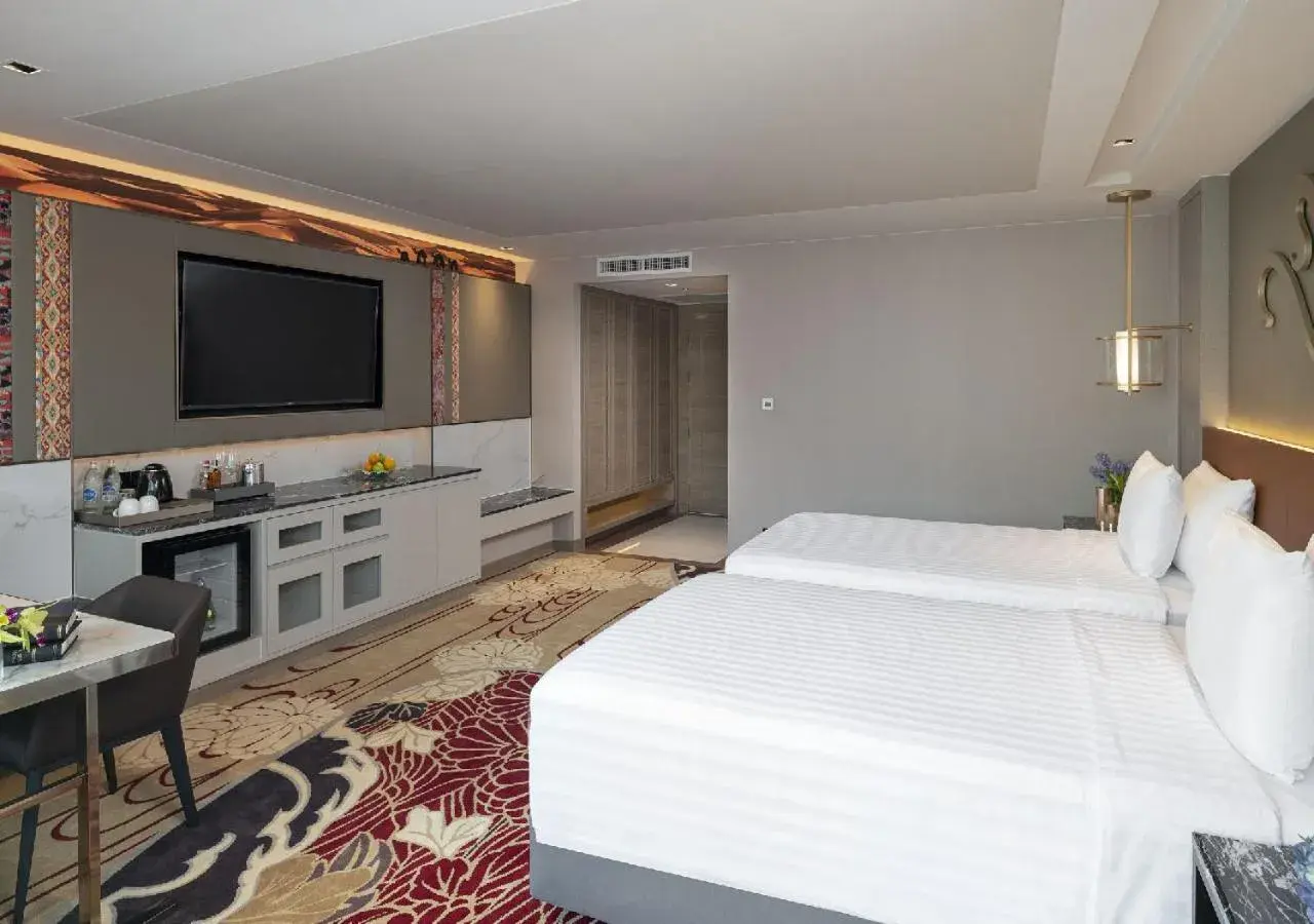 TV and multimedia, Bed in Valia Hotel Bangkok