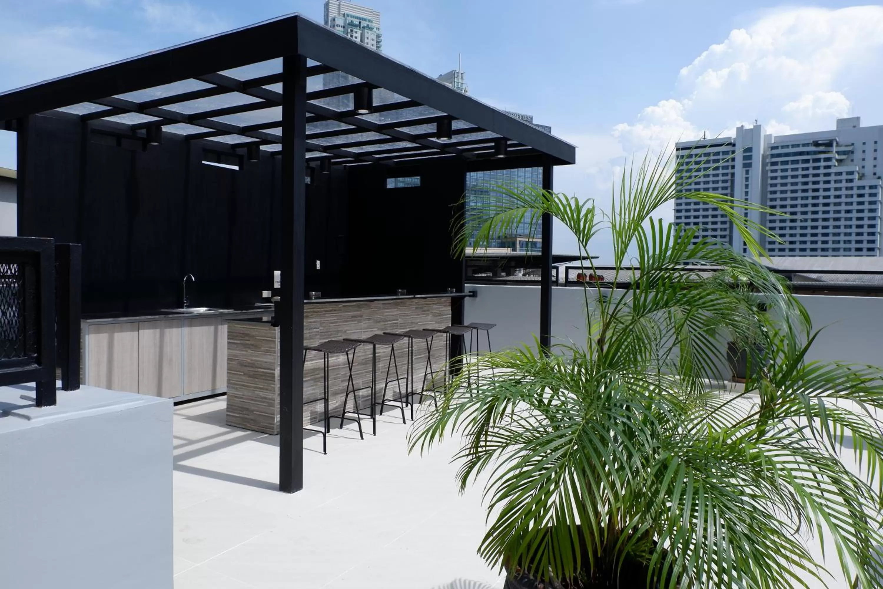 Swimming pool in The Charter House