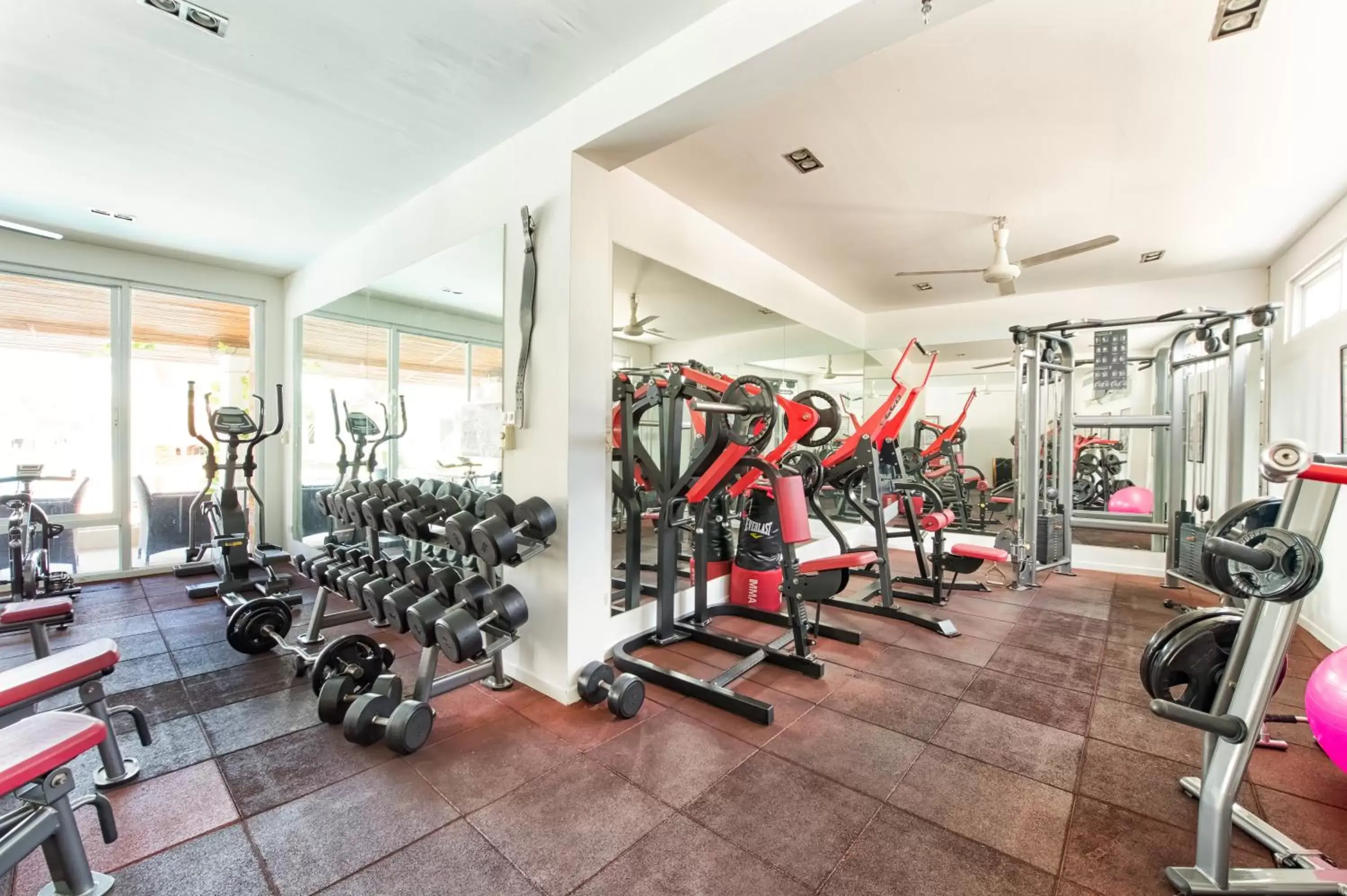 Fitness centre/facilities in Oriental Beach Pearl Resort Fitness centre/facilities in Oriental Beach Pearl Resort