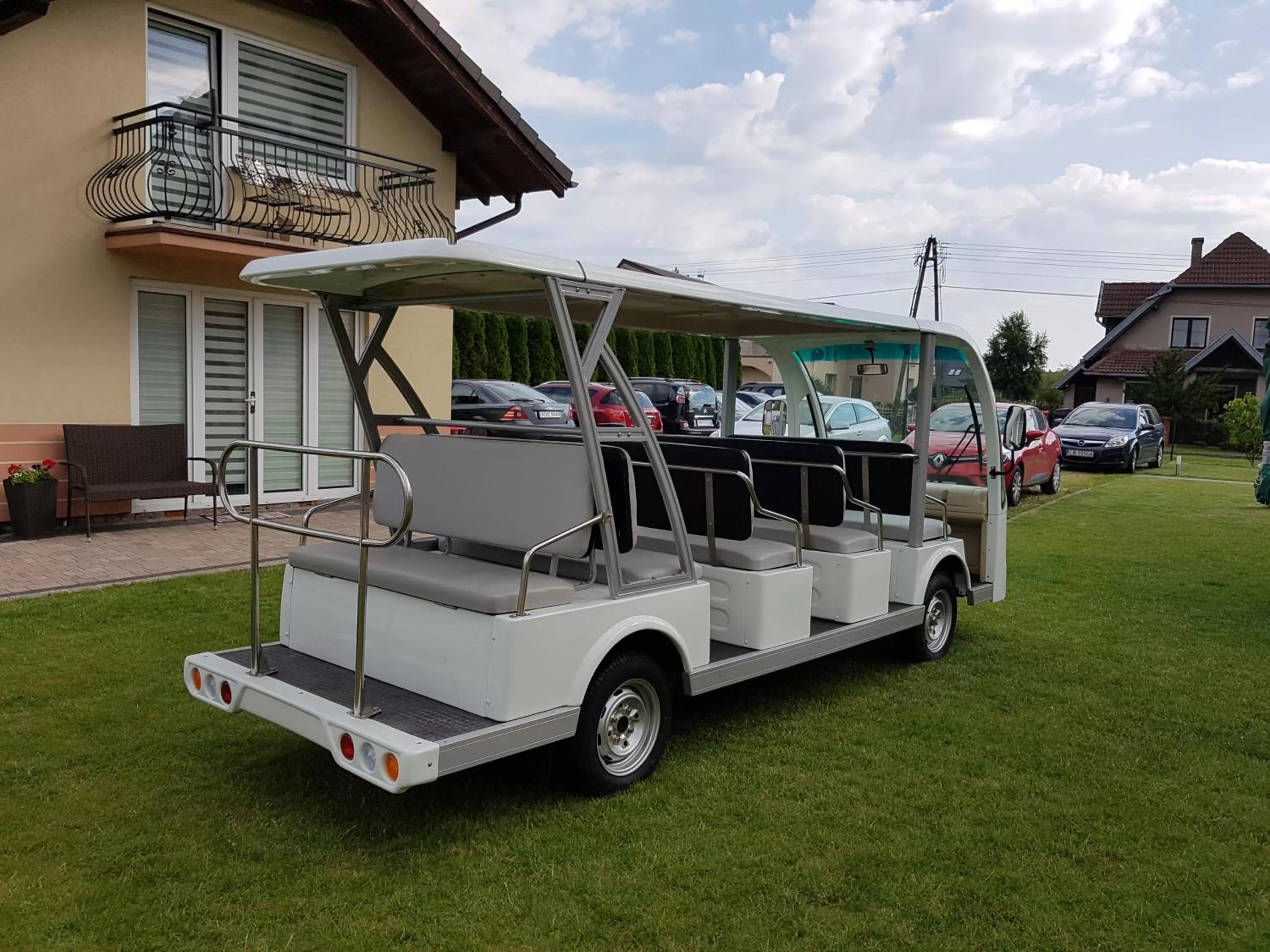 Parking in Villa Nobis