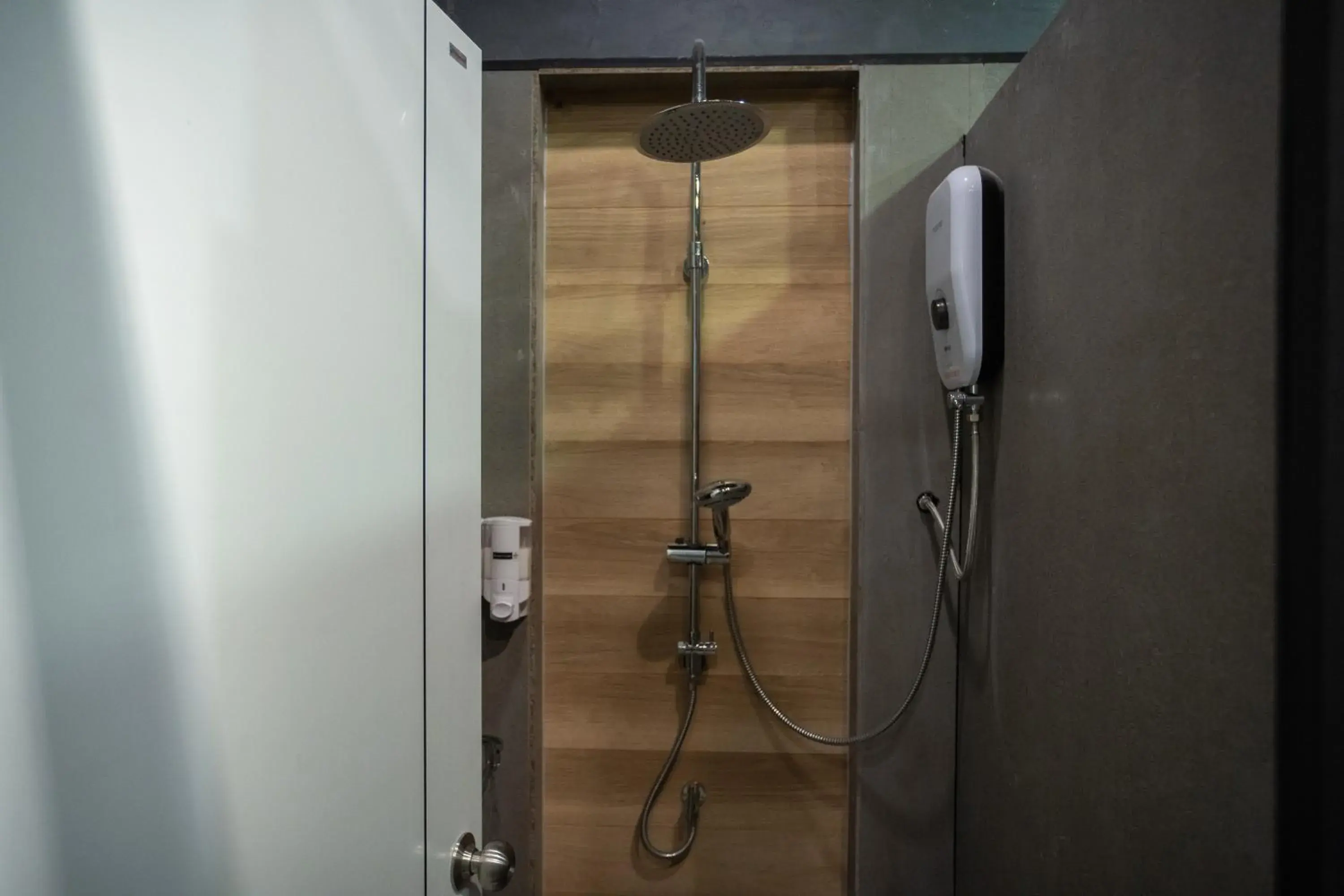 Shower, Bathroom in Third Rock Hostel