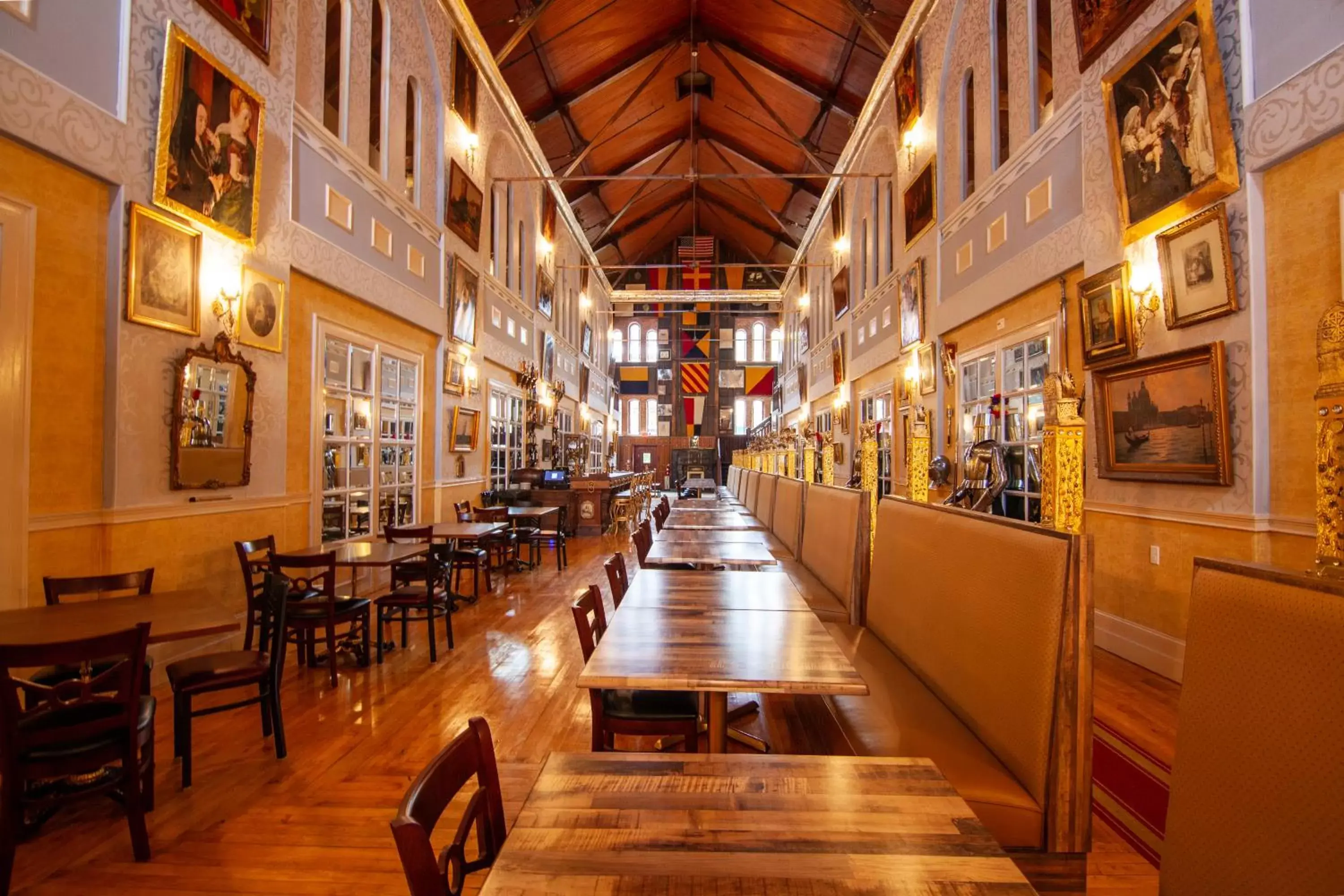 Restaurant/places to eat in Amsterdam Castle NY Restaurant/places to eat in Amsterdam Castle NY