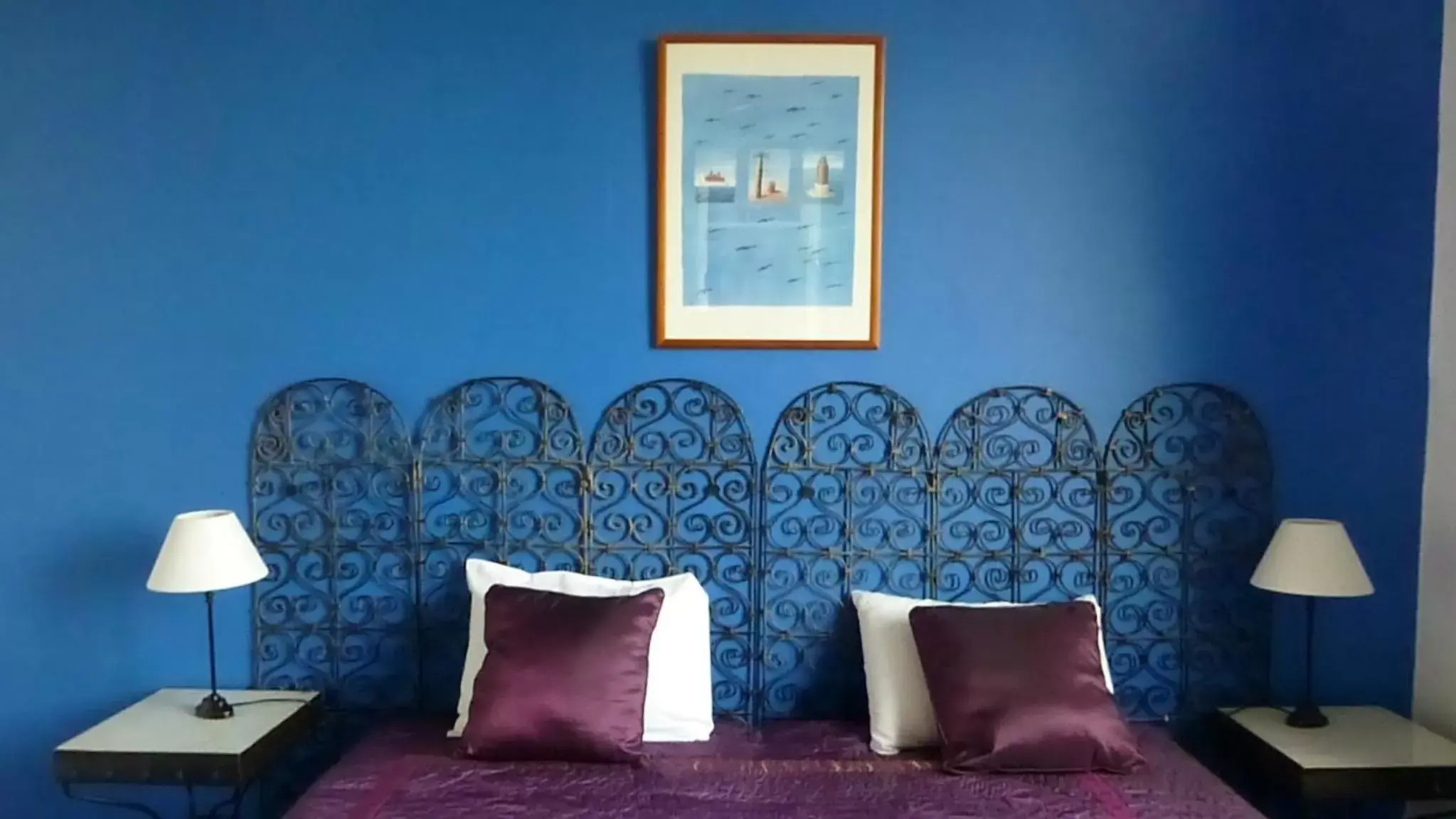 Decorative detail, Bed in Hôtel Le Grain de Sable