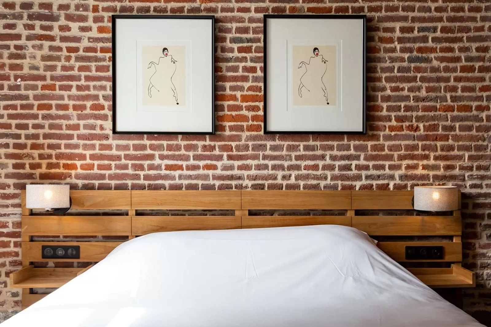 Bed in HARAS DE BARRY