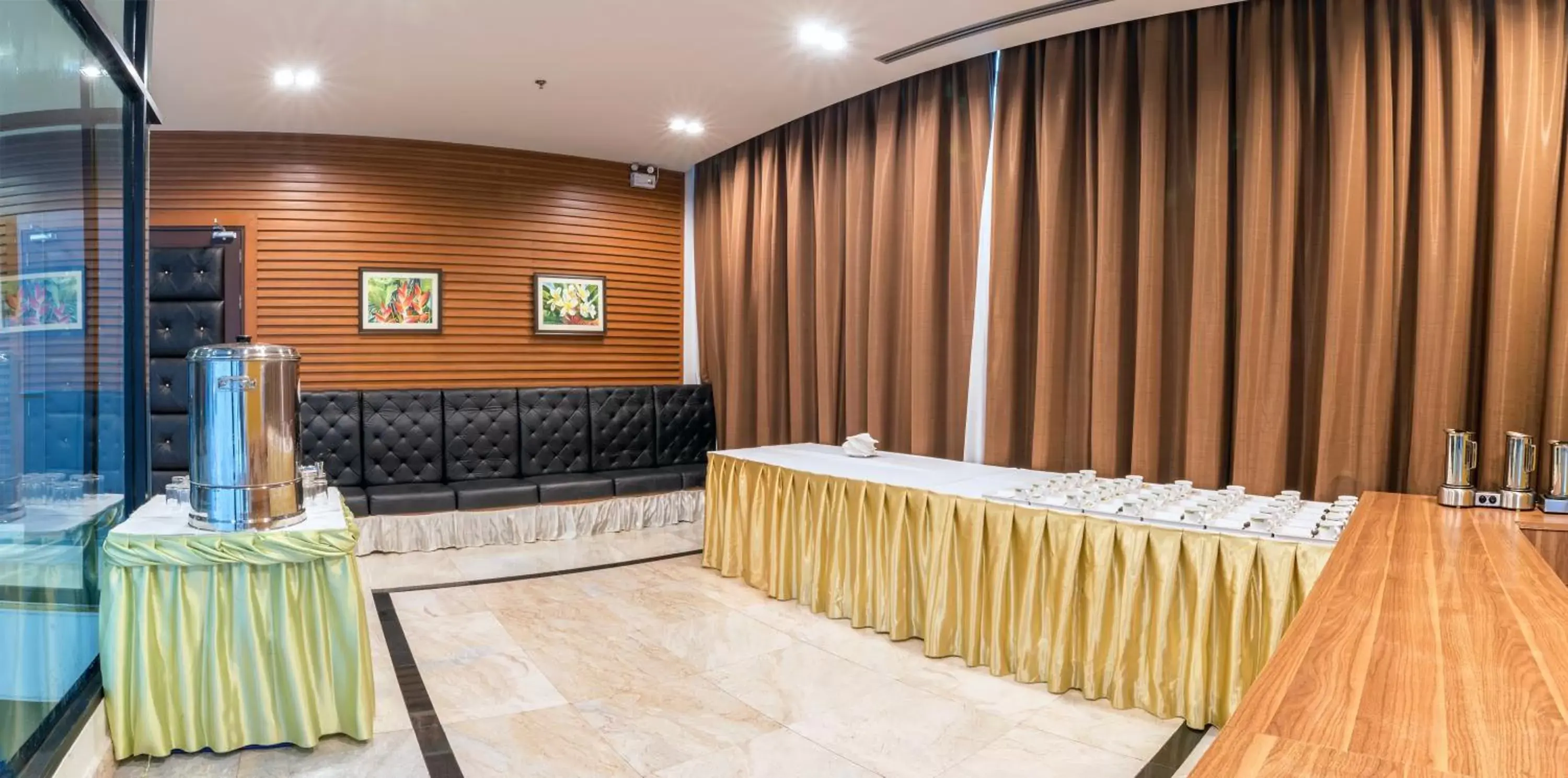 Other, Banquet Facilities in Buri Sriphu Hotel & Convention Centre