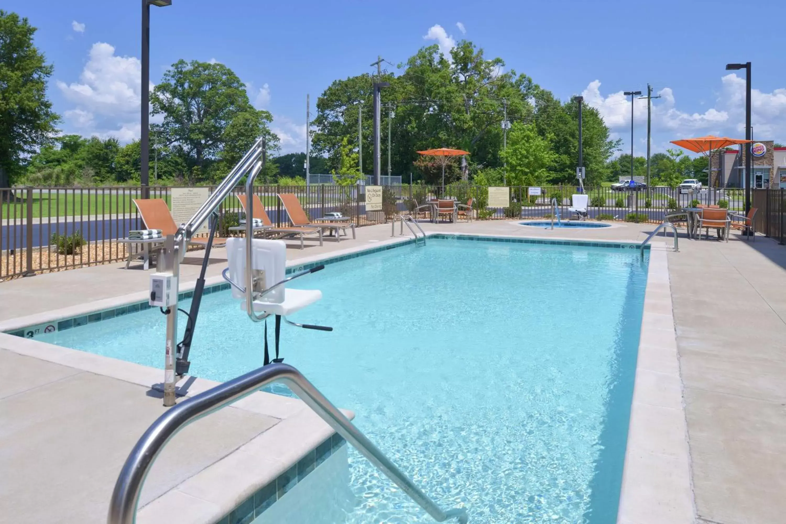 Pool view, Swimming Pool in Hampton Inn & Suites by Hilton Lonoke