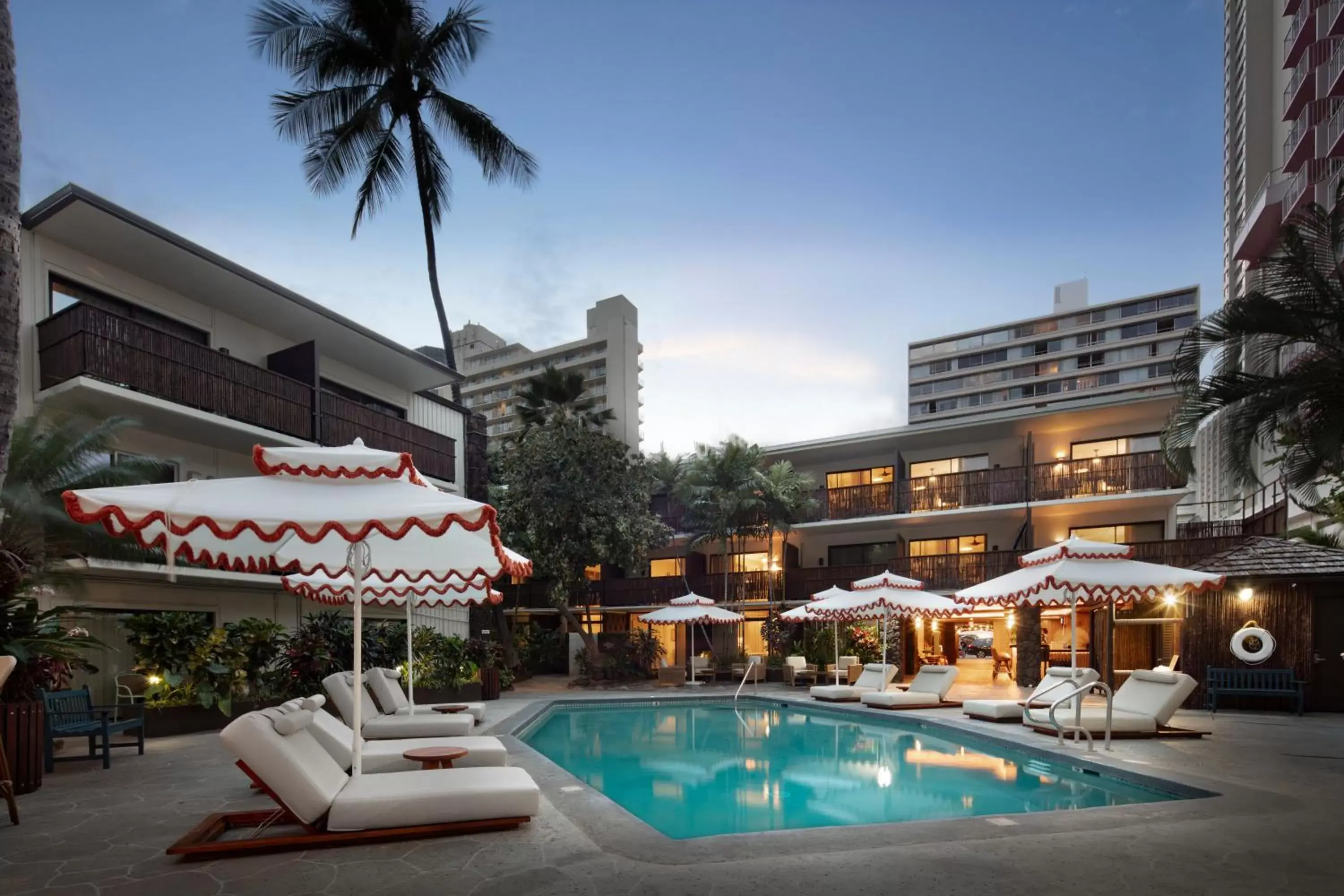 Pool view, Swimming Pool in White Sands Hotel