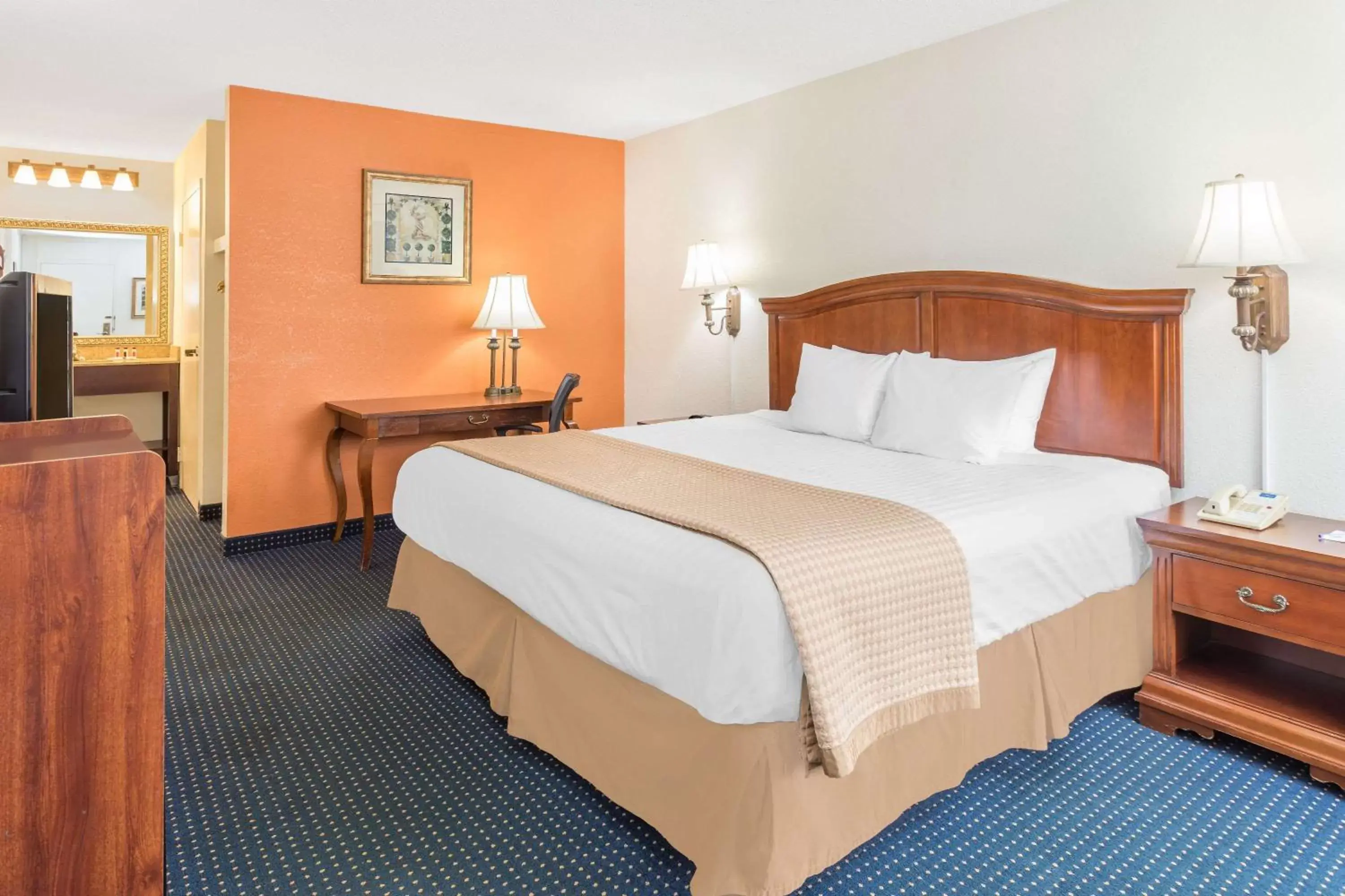 Photo of the whole room, Bed in Baymont by Wyndham Rocky Mount I-95