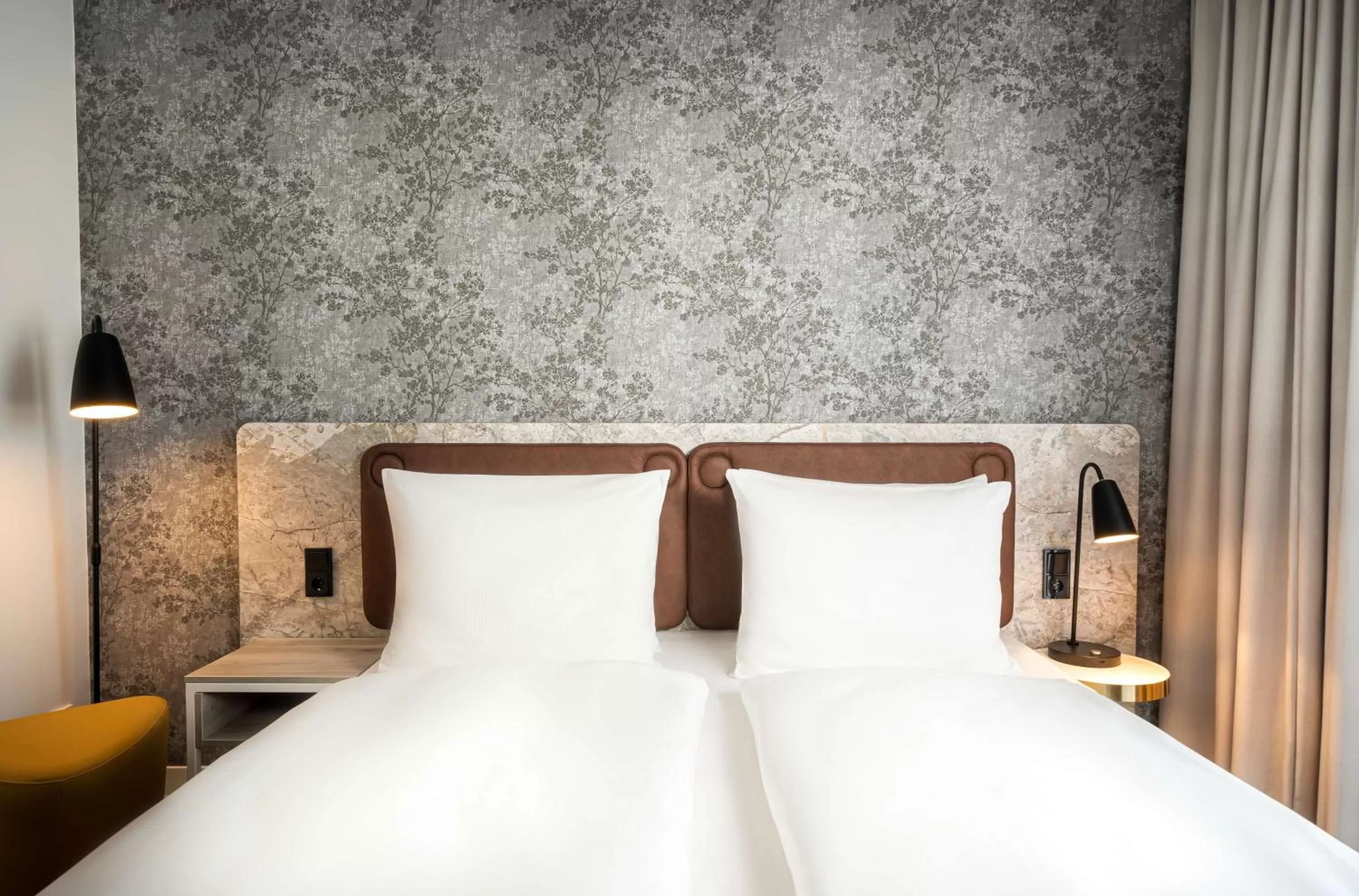 Summer, Bed in Arthotel ANA Amber