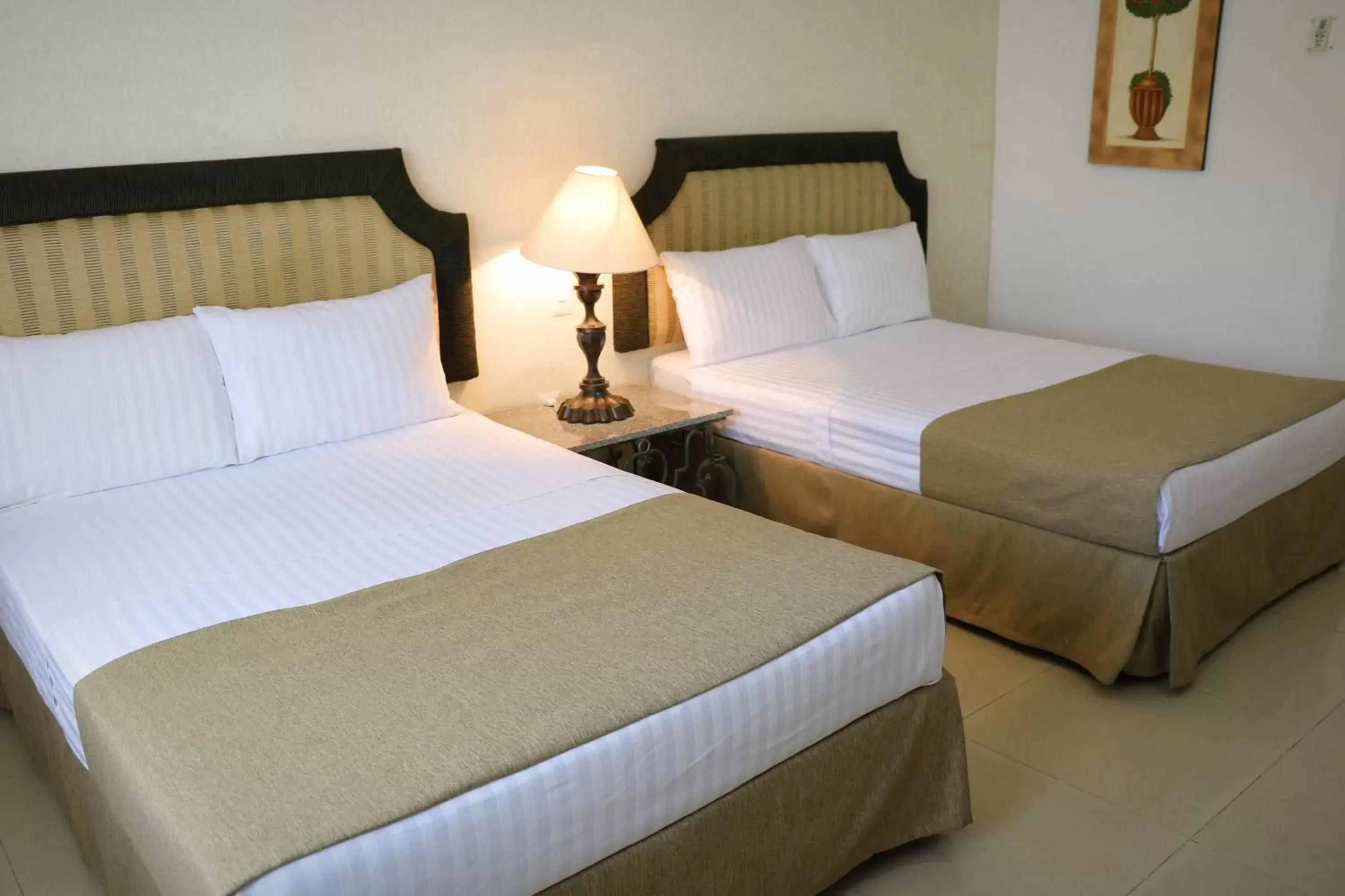 Bedroom, Bed in Zar Colima