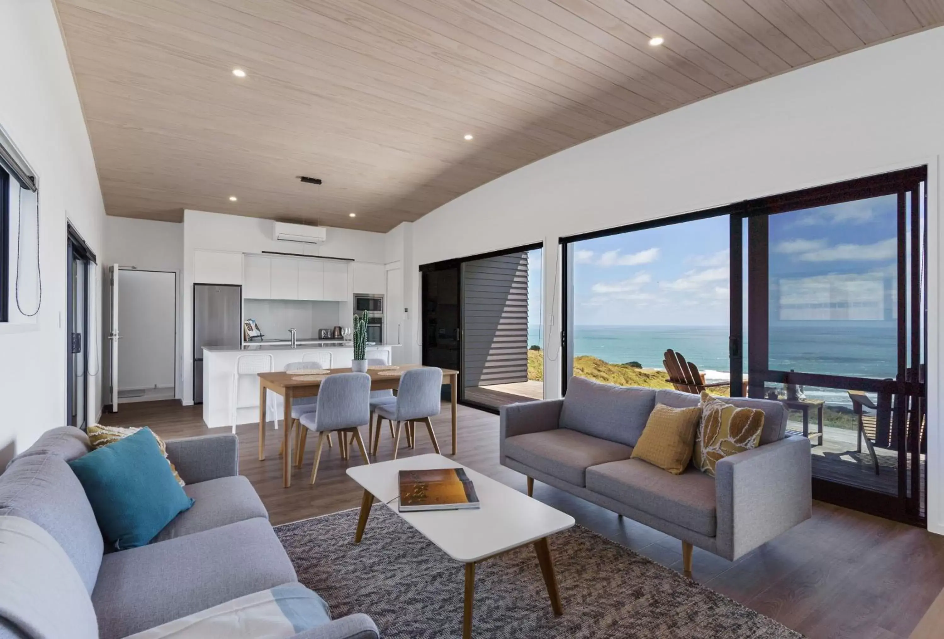 One-Bedroom Villa in Castaways Resort One-Bedroom Villa in Castaways Resort