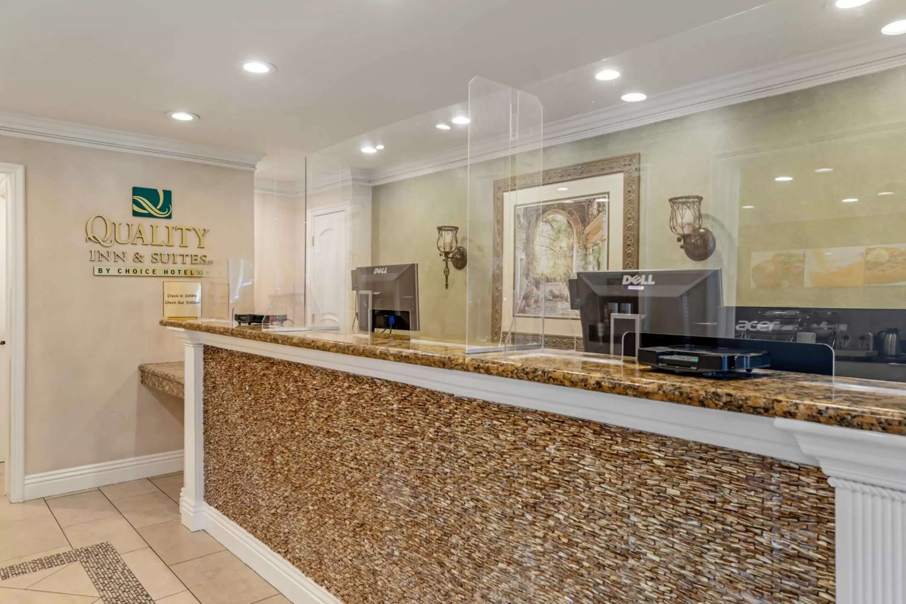 Lobby or reception, Lobby/Reception in Quality Inn & Suites Anaheim Maingate