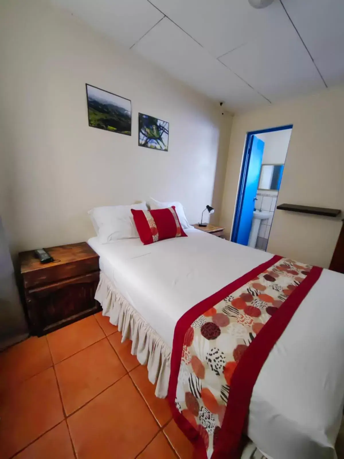 Property building, Bed in Hotel Casa Tago