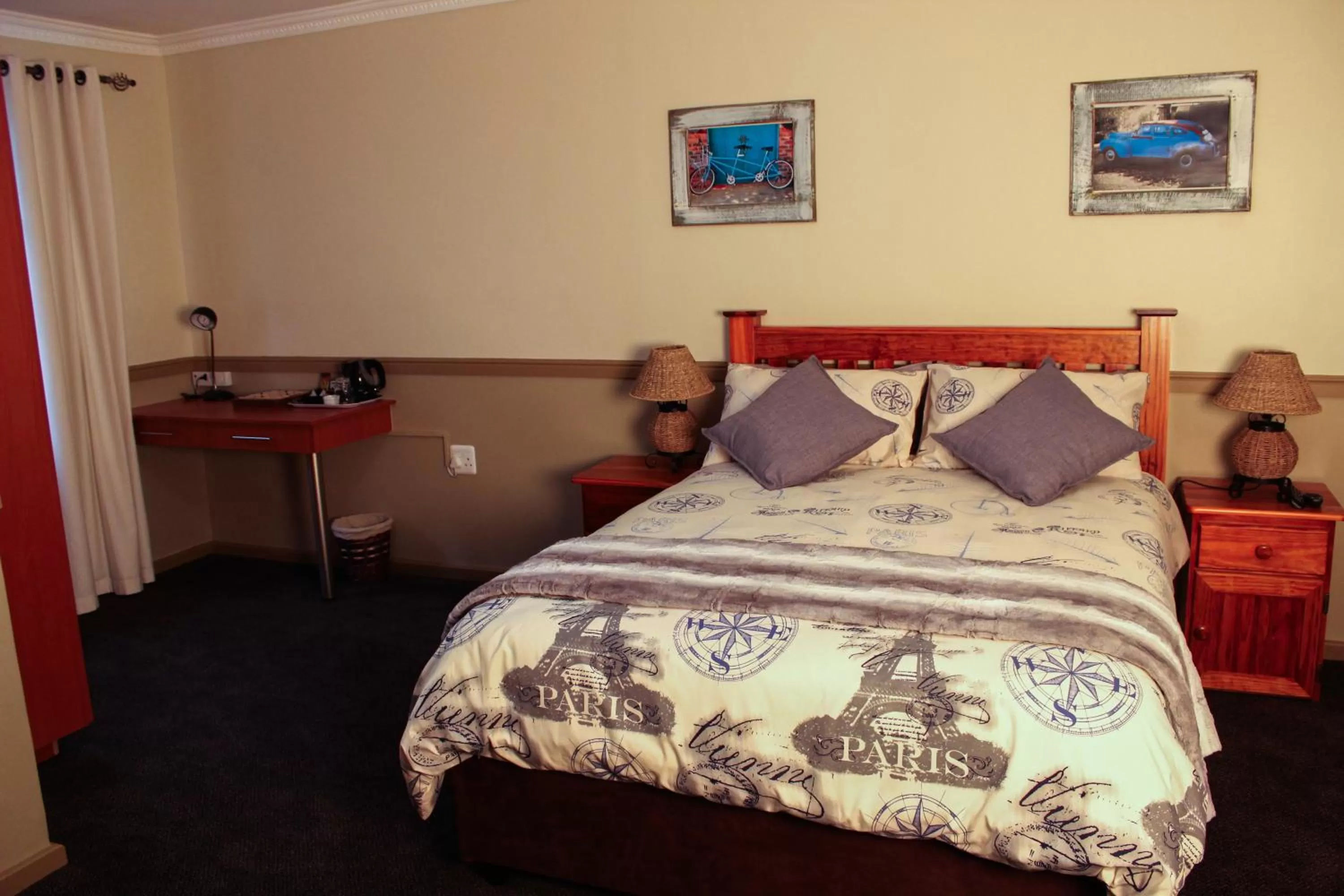 Bedroom, Bed in Victoria Heights B&B