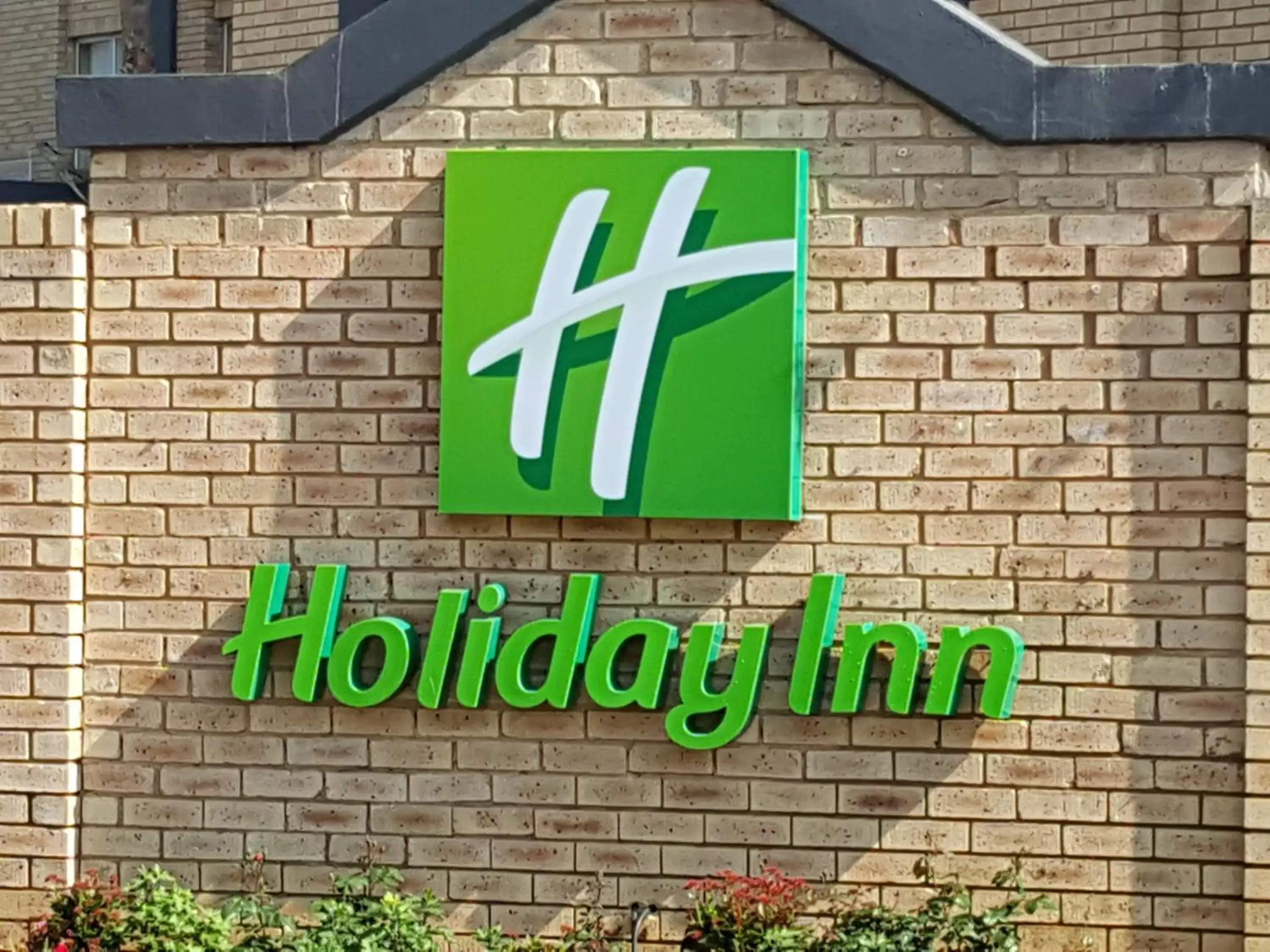 Property building in Holiday Inn Johannesburg Airport, an IHG Hotel