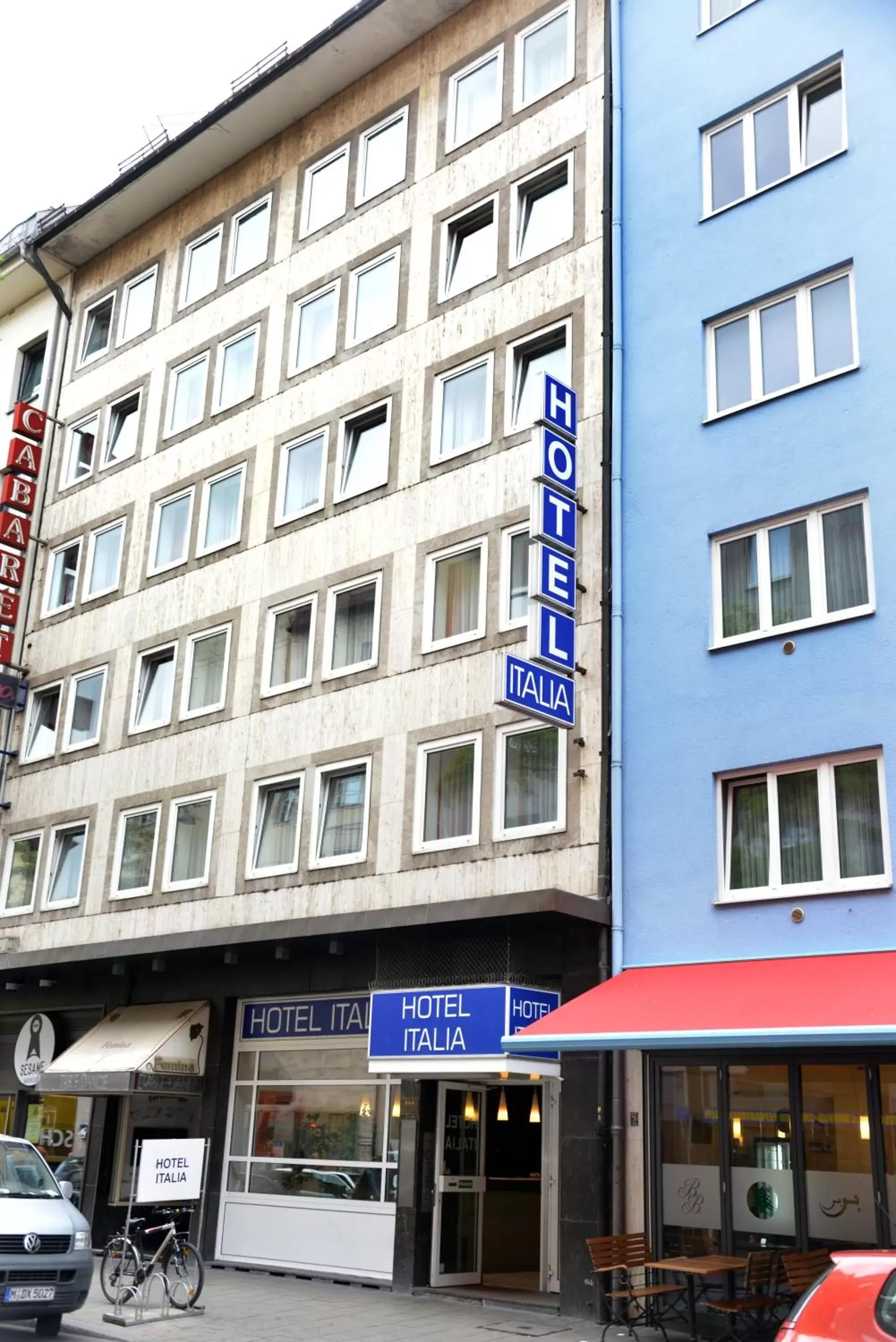 Facade/entrance, Property Building in Hotel Italia