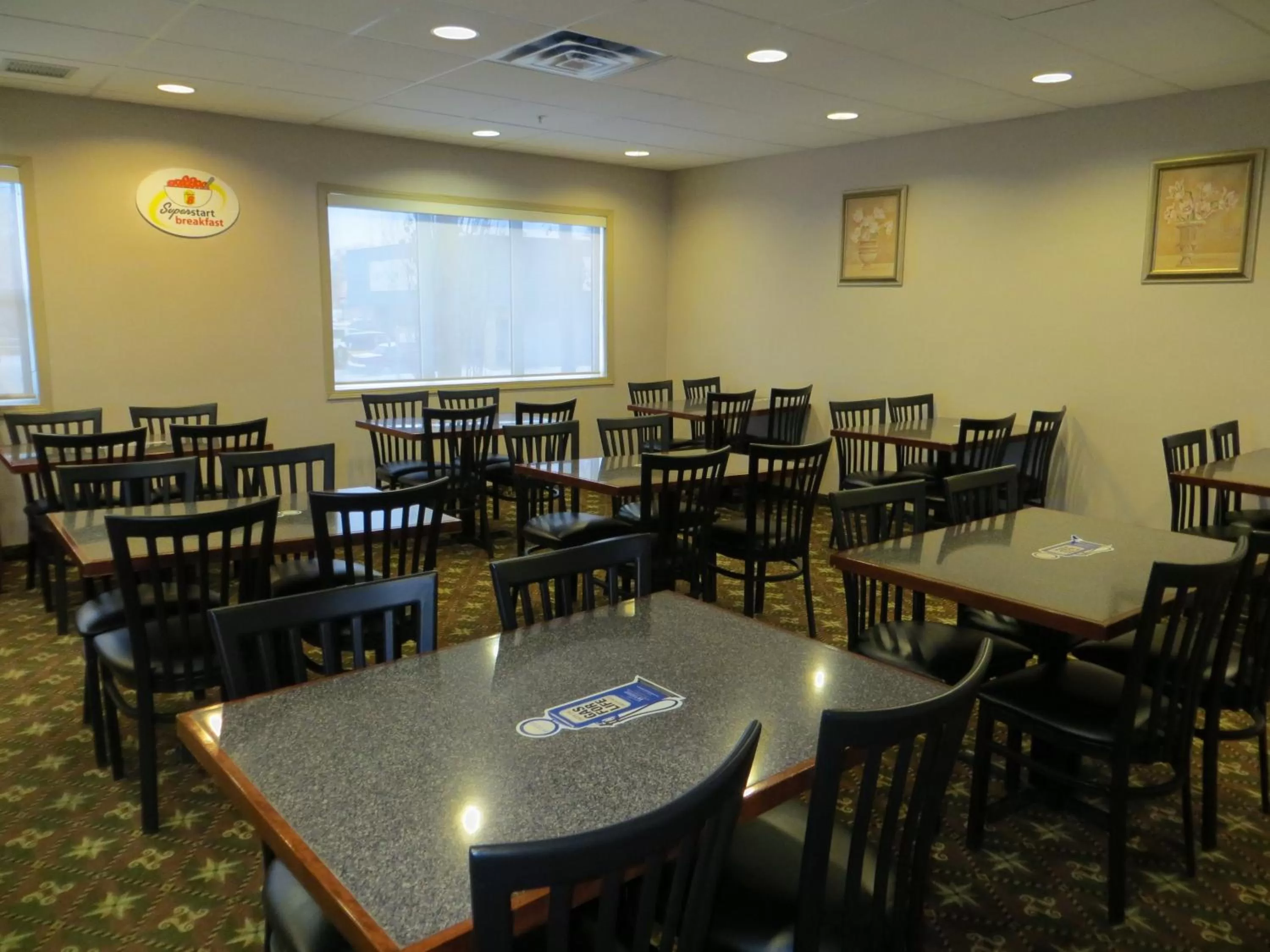 Restaurant/Places to Eat in Super 8 by Wyndham Red Deer City Centre