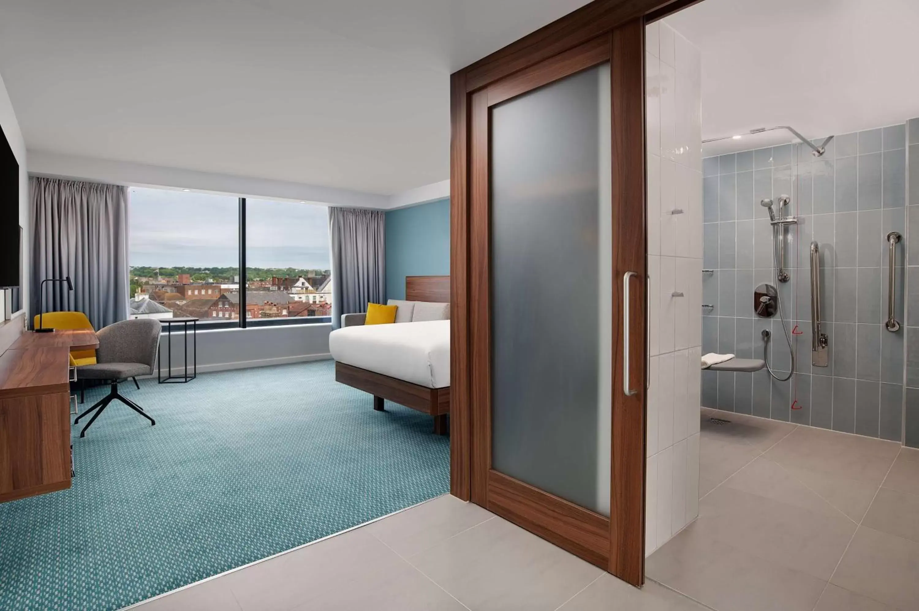 Bed, Bathroom in Hampton by Hilton Canterbury