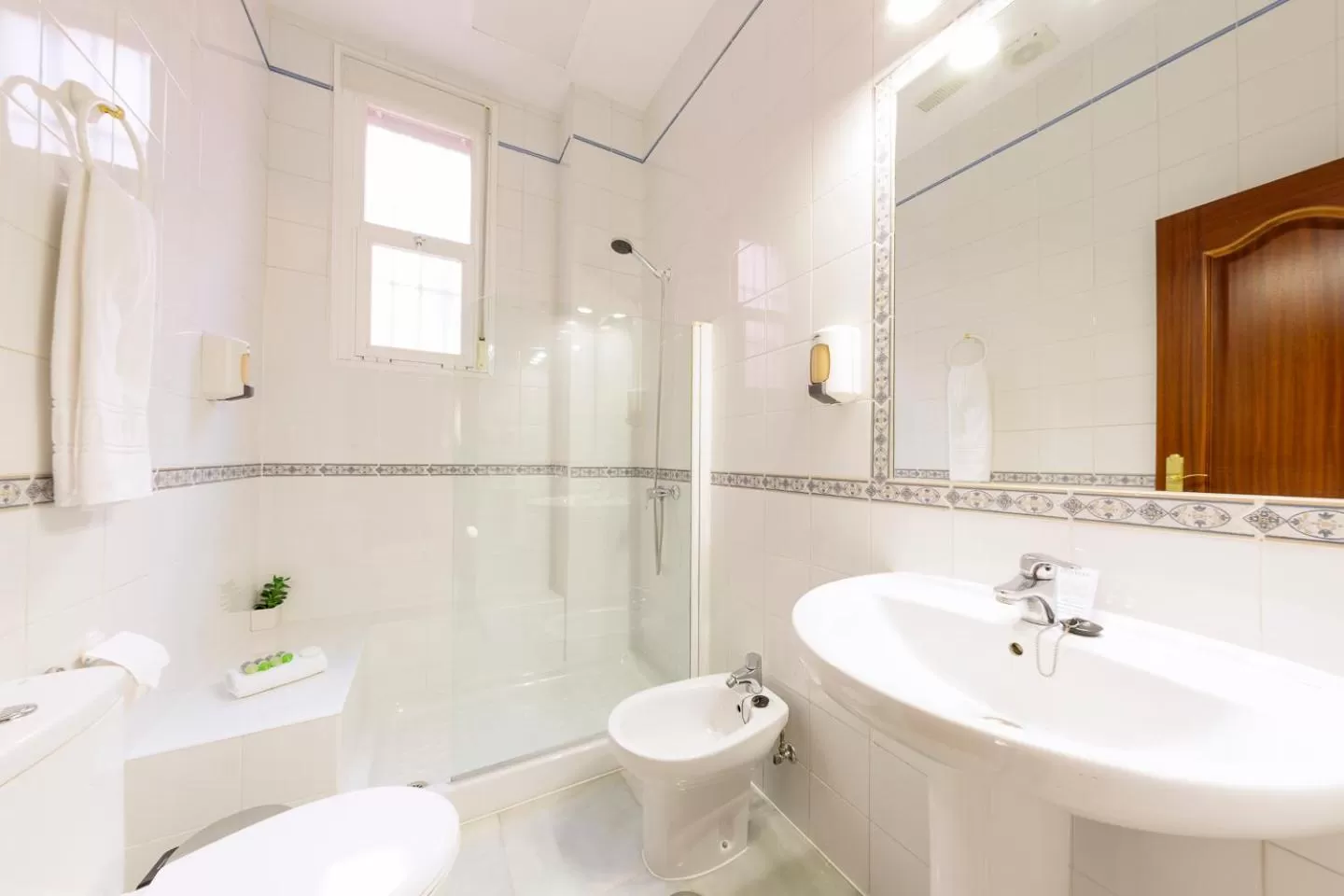 Bathroom in Hotel Gran Avenida