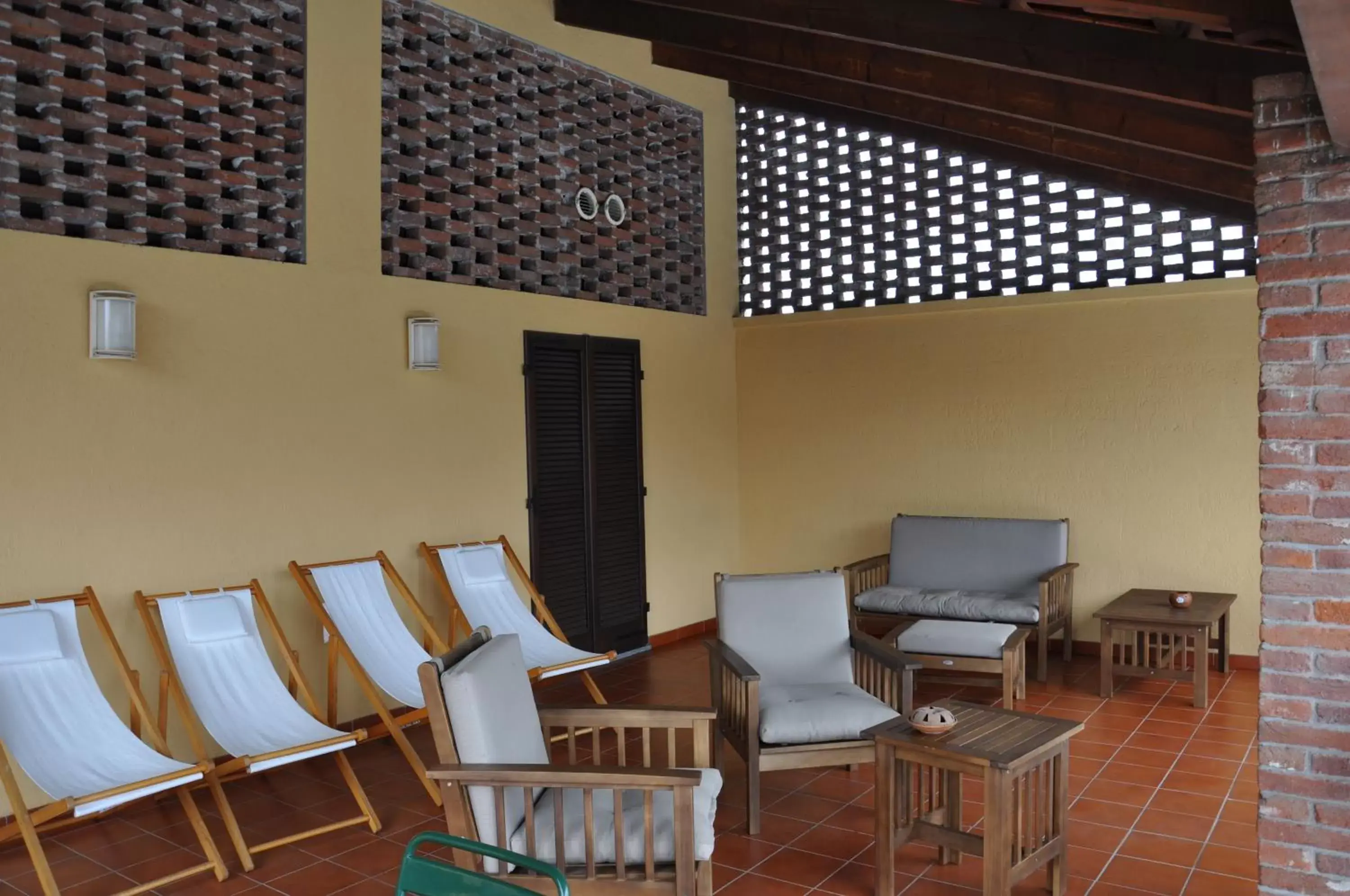 Solarium, Seating Area in Residenza Del Lago