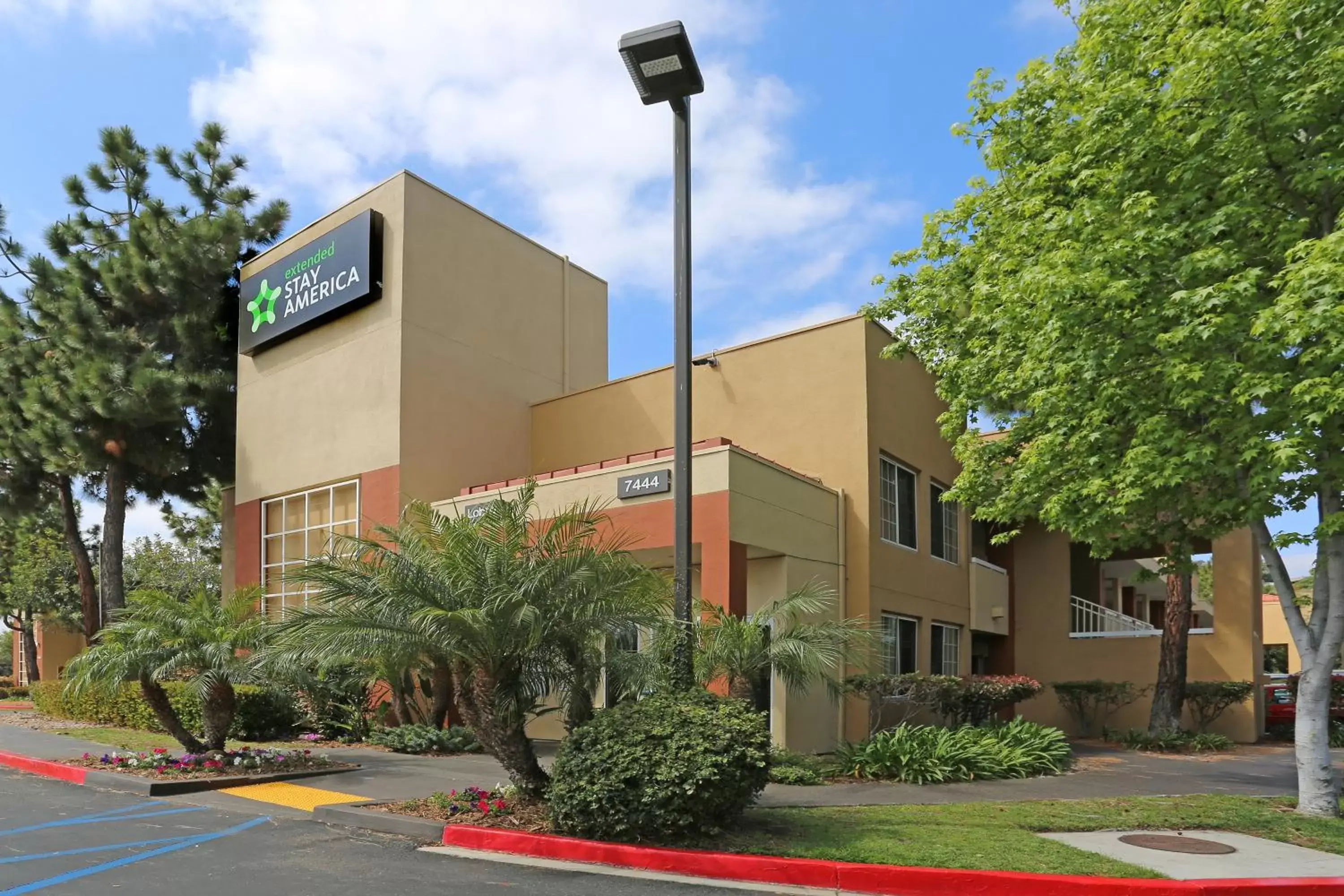 Property Building in Extended Stay America Suites - San Diego - Fashion Valley
