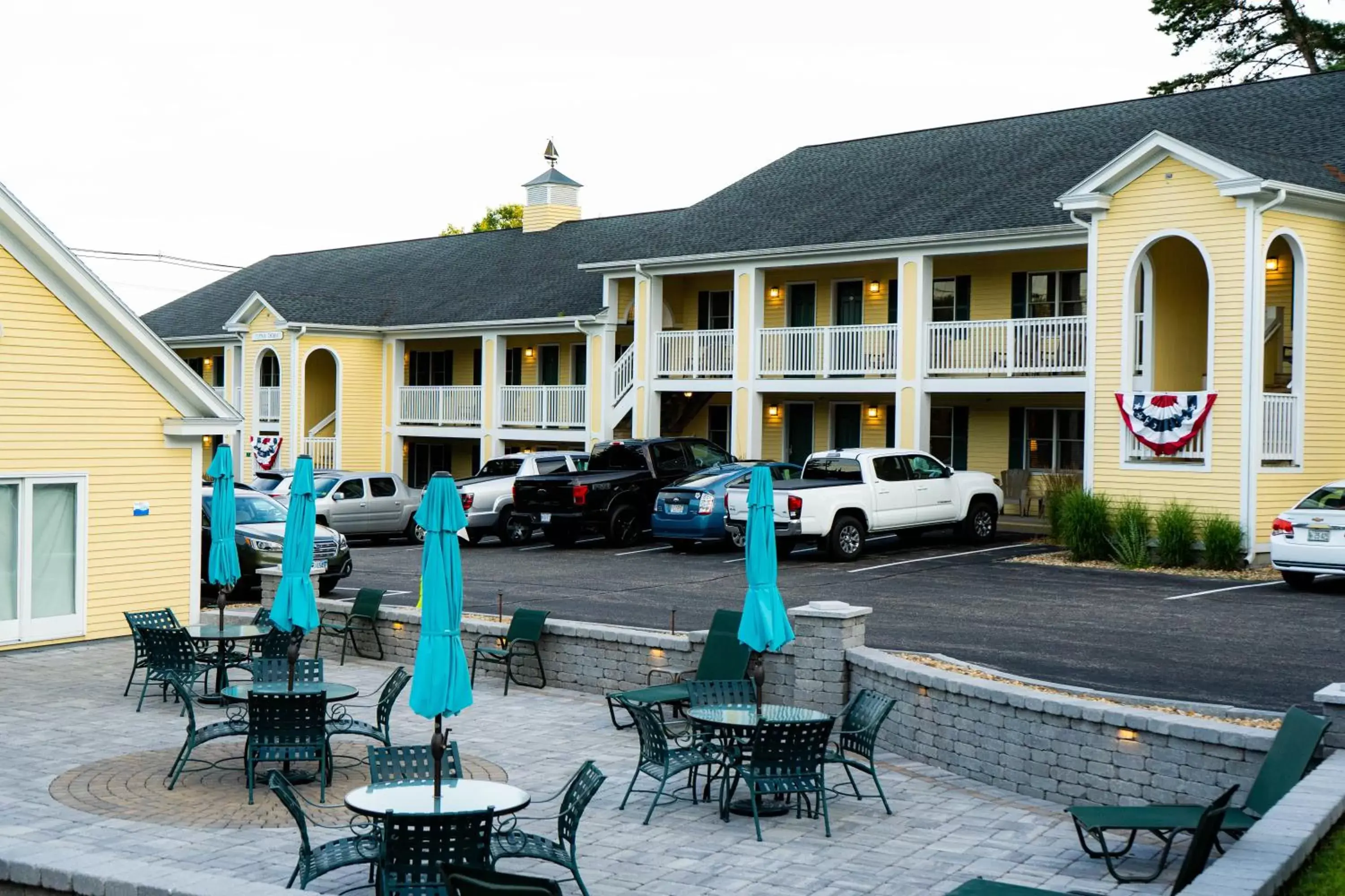 Property Building in InnSeason Resorts The Falls at Ogunquit