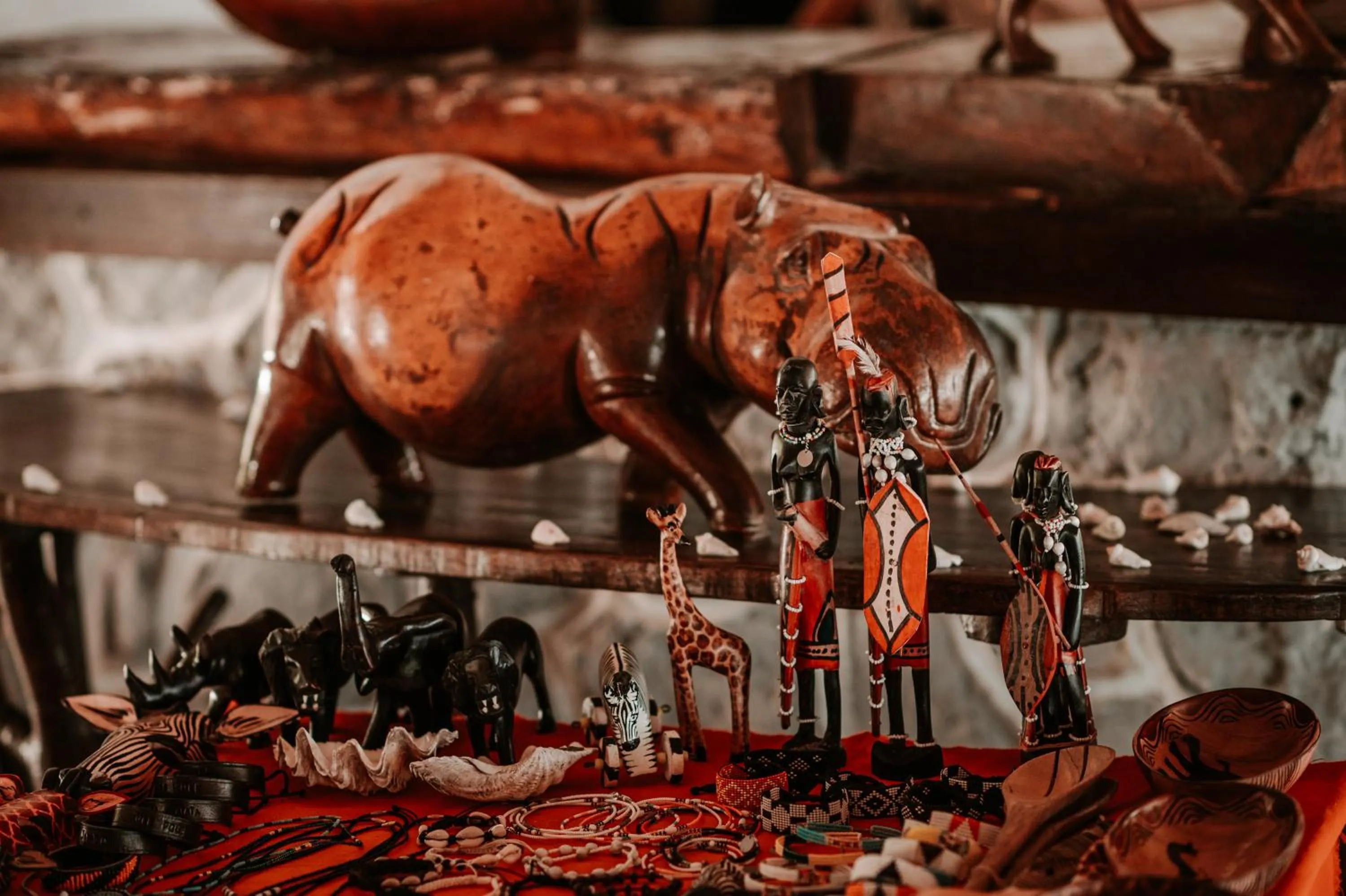 Decorative detail in Hakuna Majiwe Beach Lodge