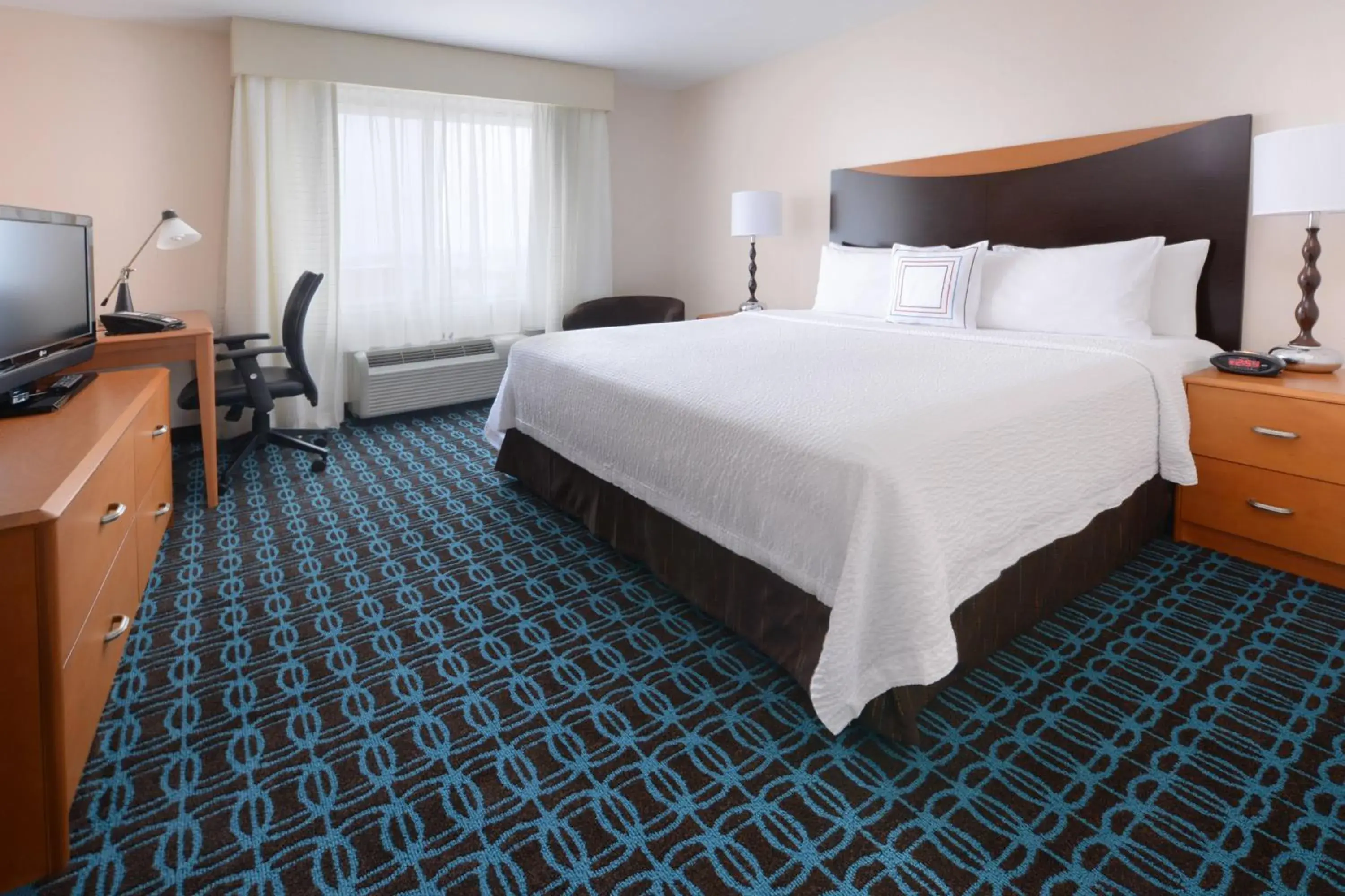 Photo of the whole room, Bed in Fairfield Inn & Suites by Marriott Dallas Plano The Colony