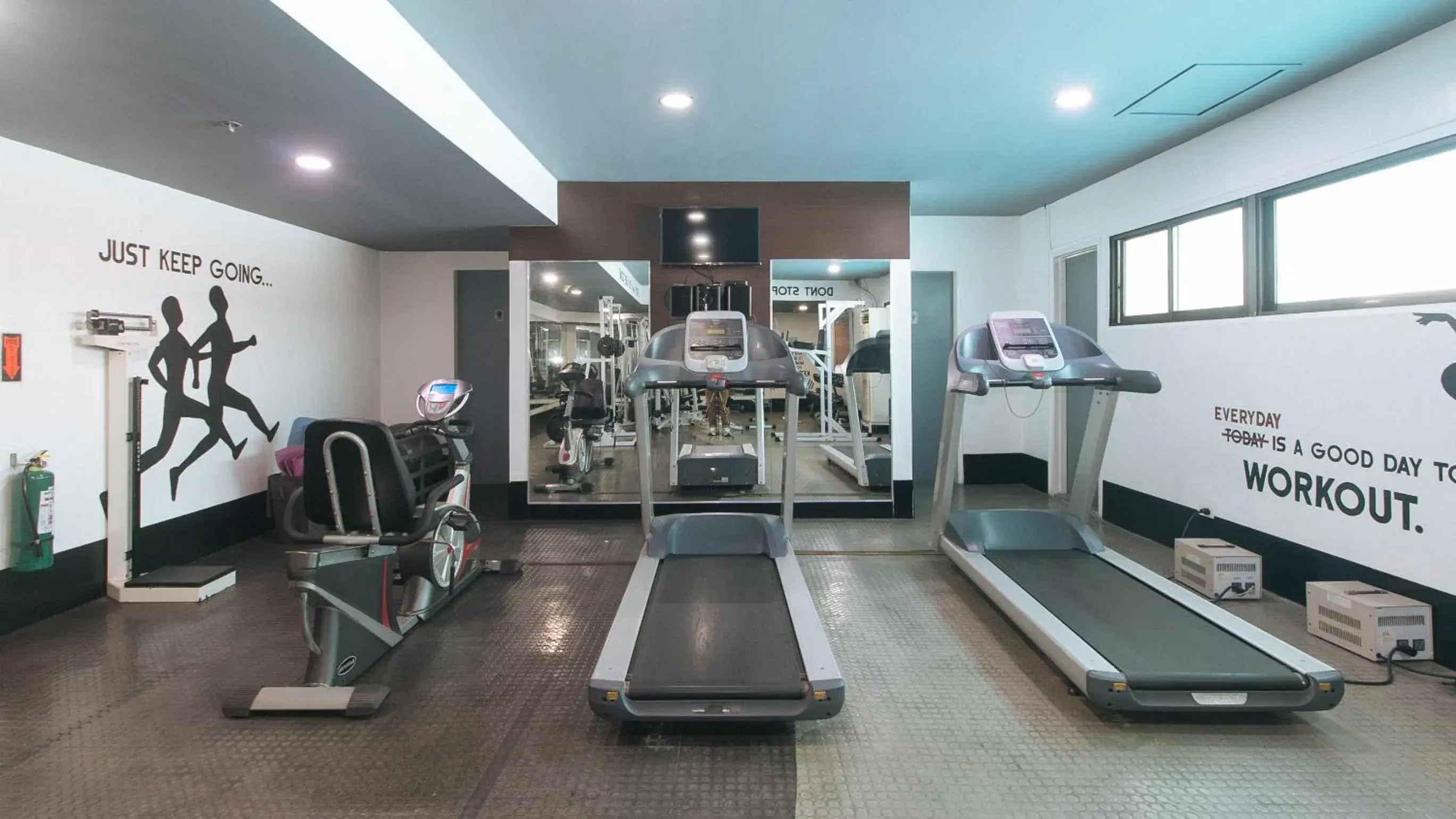 Fitness centre/facilities, Fitness Center/Facilities in RedDoorz Premium @ The Residences Olympia Makati