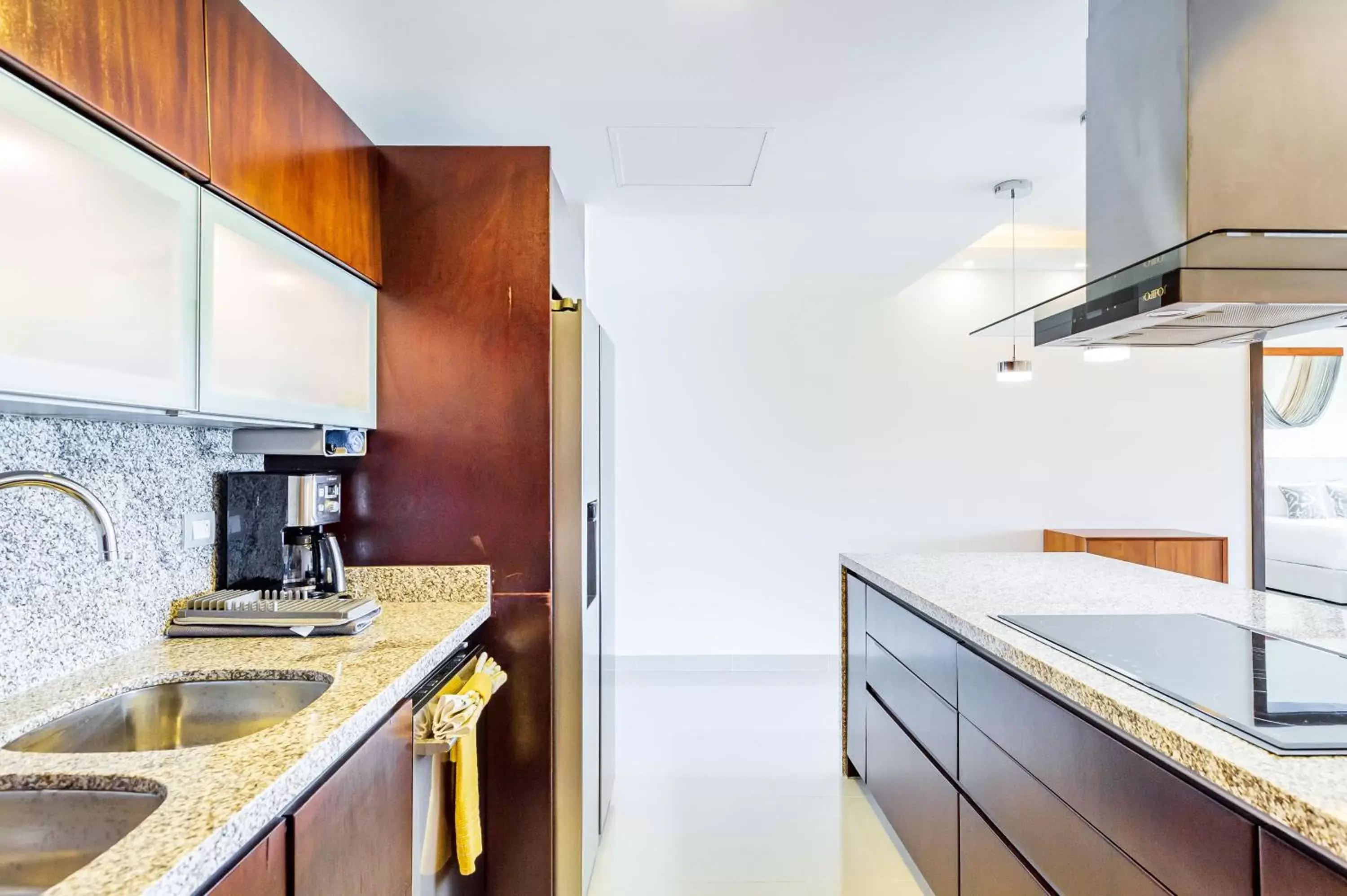 Kitchen/Kitchenette in Mareazul Beach Front Condos At playa del Carmen