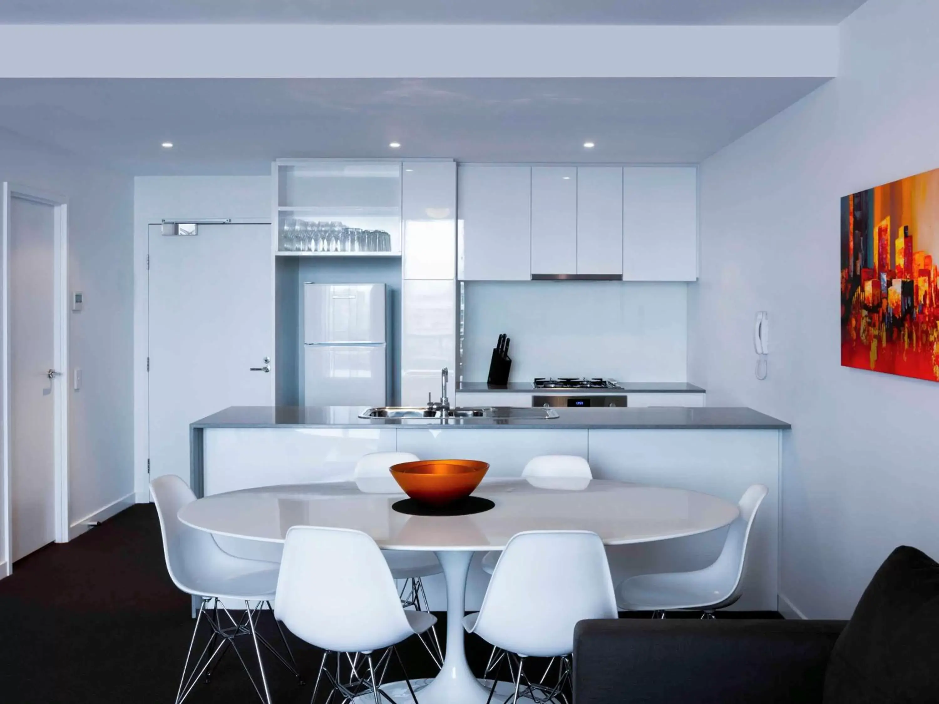 Photo of the whole room, Kitchen/Kitchenette in The Sebel Residences Melbourne Docklands Serviced Apartments