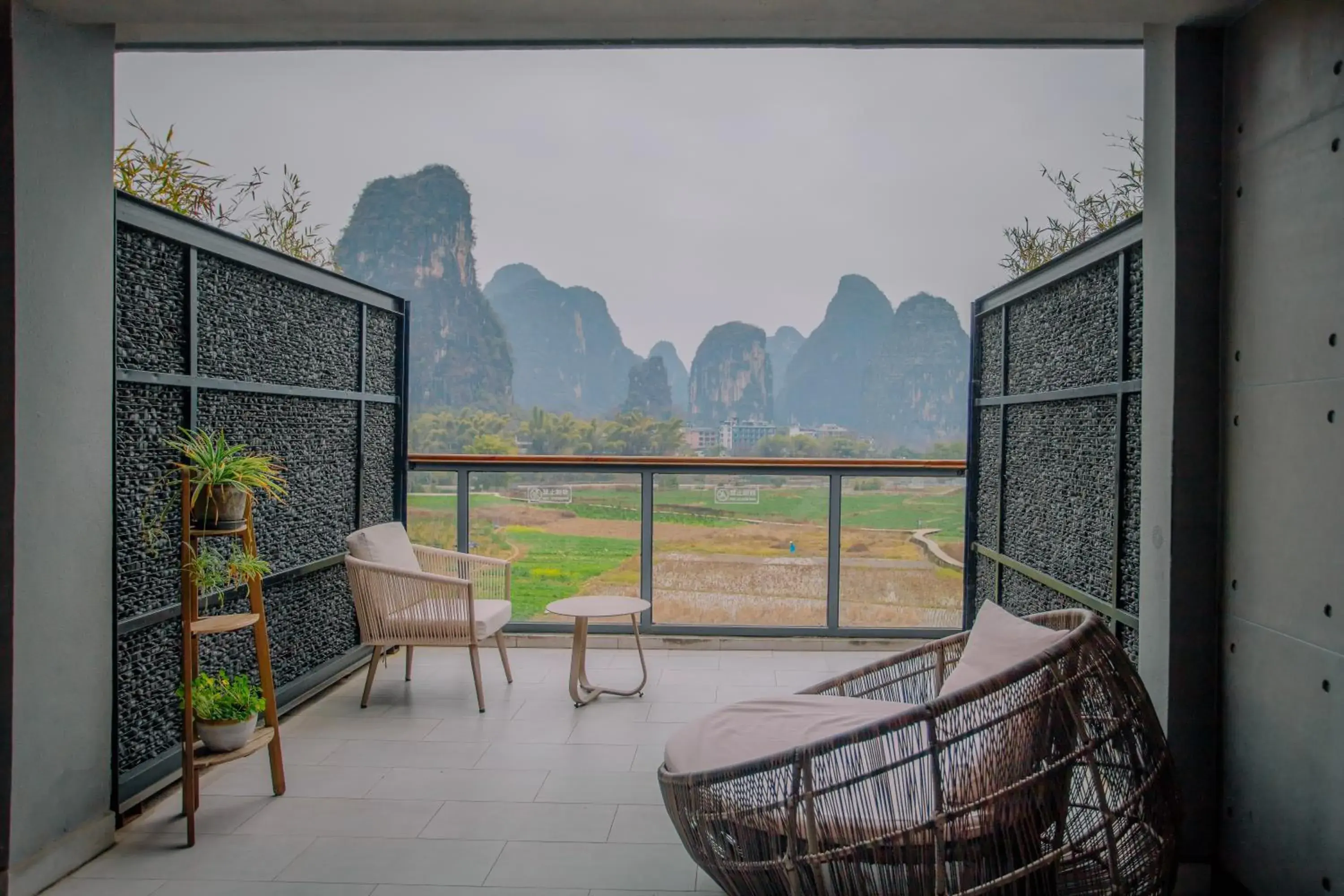 Day, Balcony/Terrace in Yangshuo Zen Garden Resort