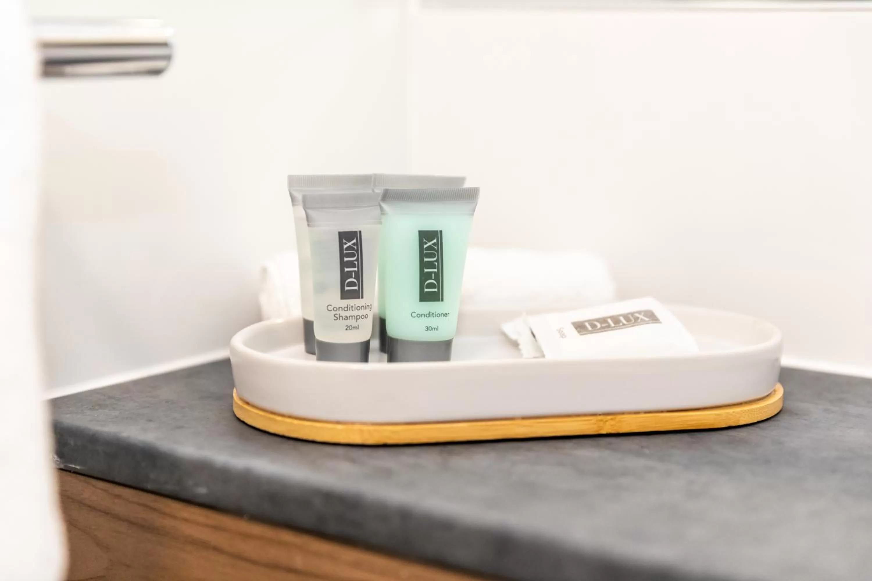 Bathroom in Salisbury Hotel Motel