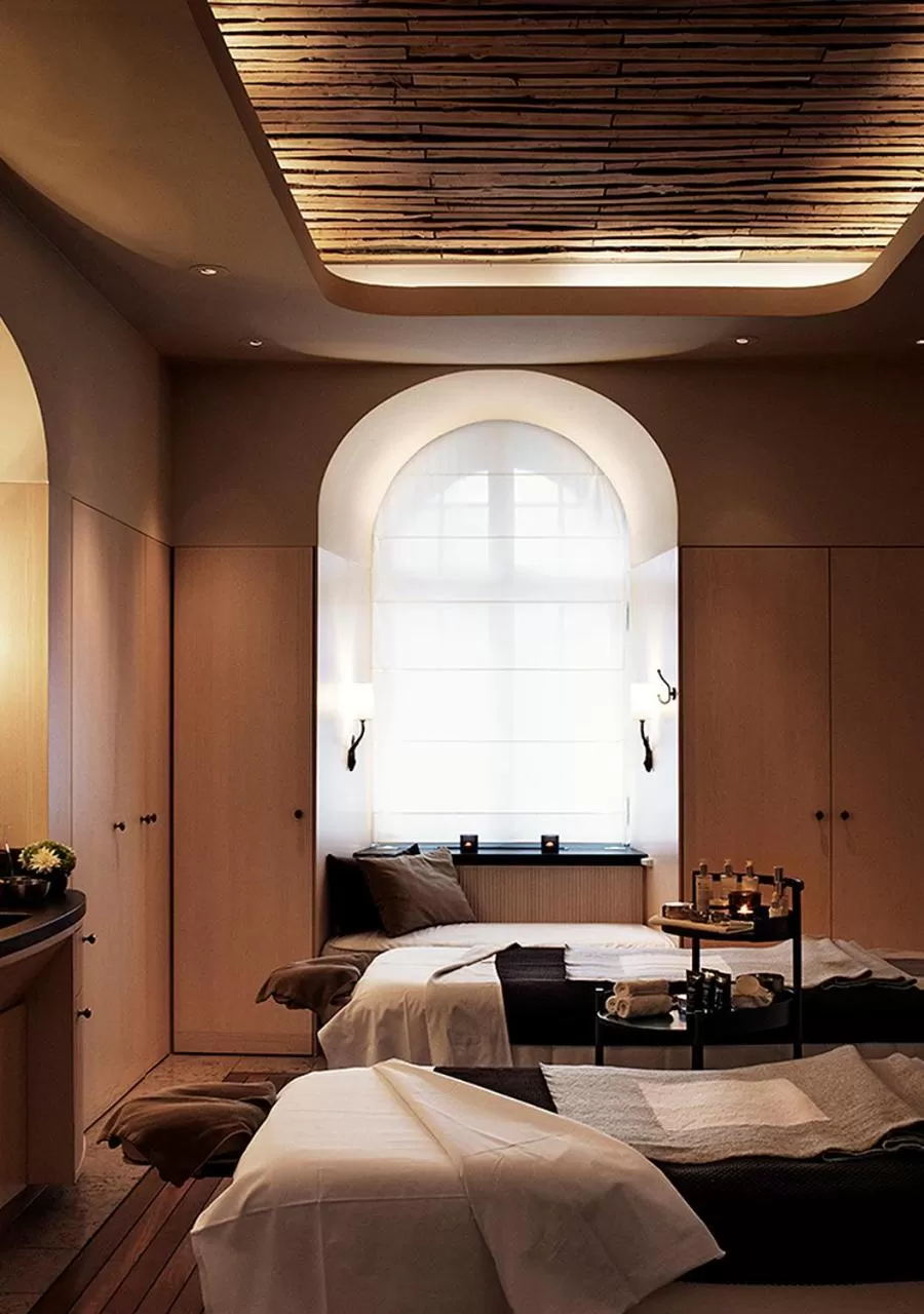 Massage, Bed in Grand Hôtel Stockholm