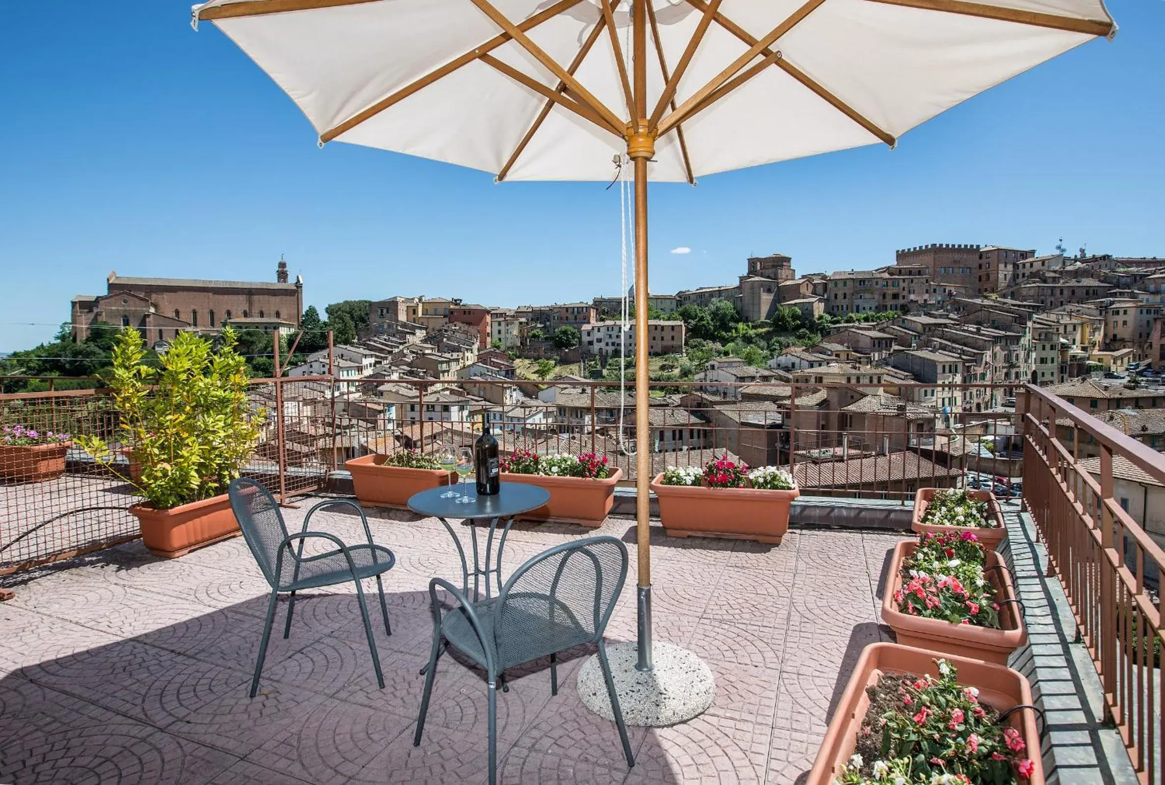 Balcony/Terrace in Hotel Minerva