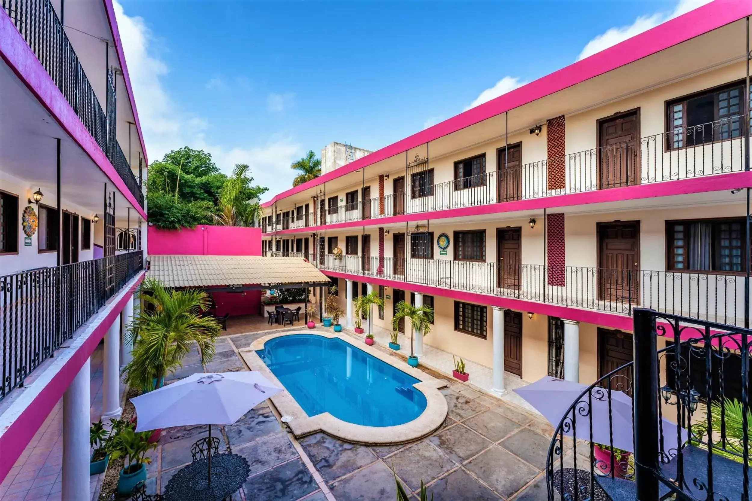 Swimming pool, Pool View in Hotel San Juan Mérida