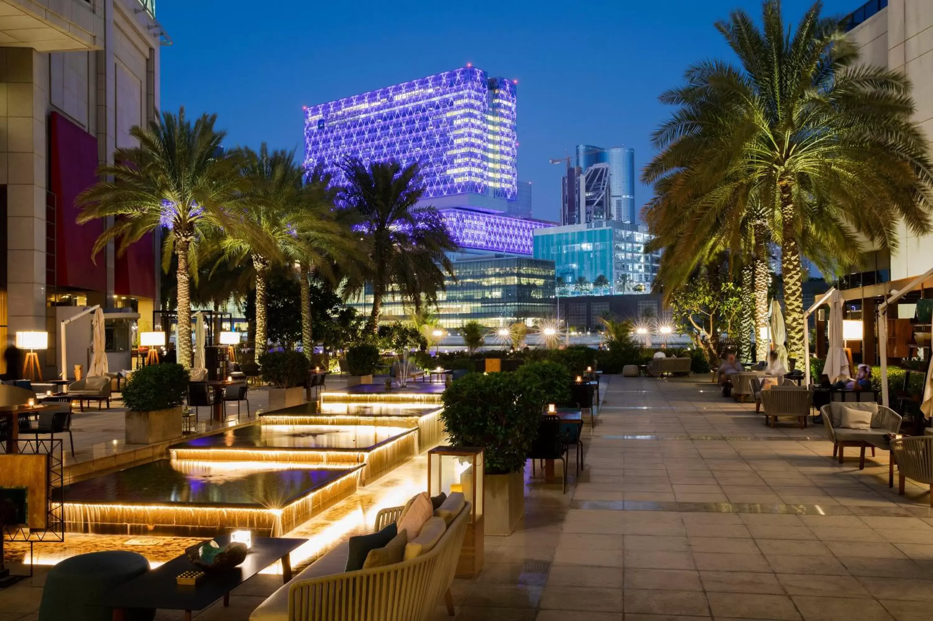 Restaurant/places to eat in Beach Rotana - Abu Dhabi