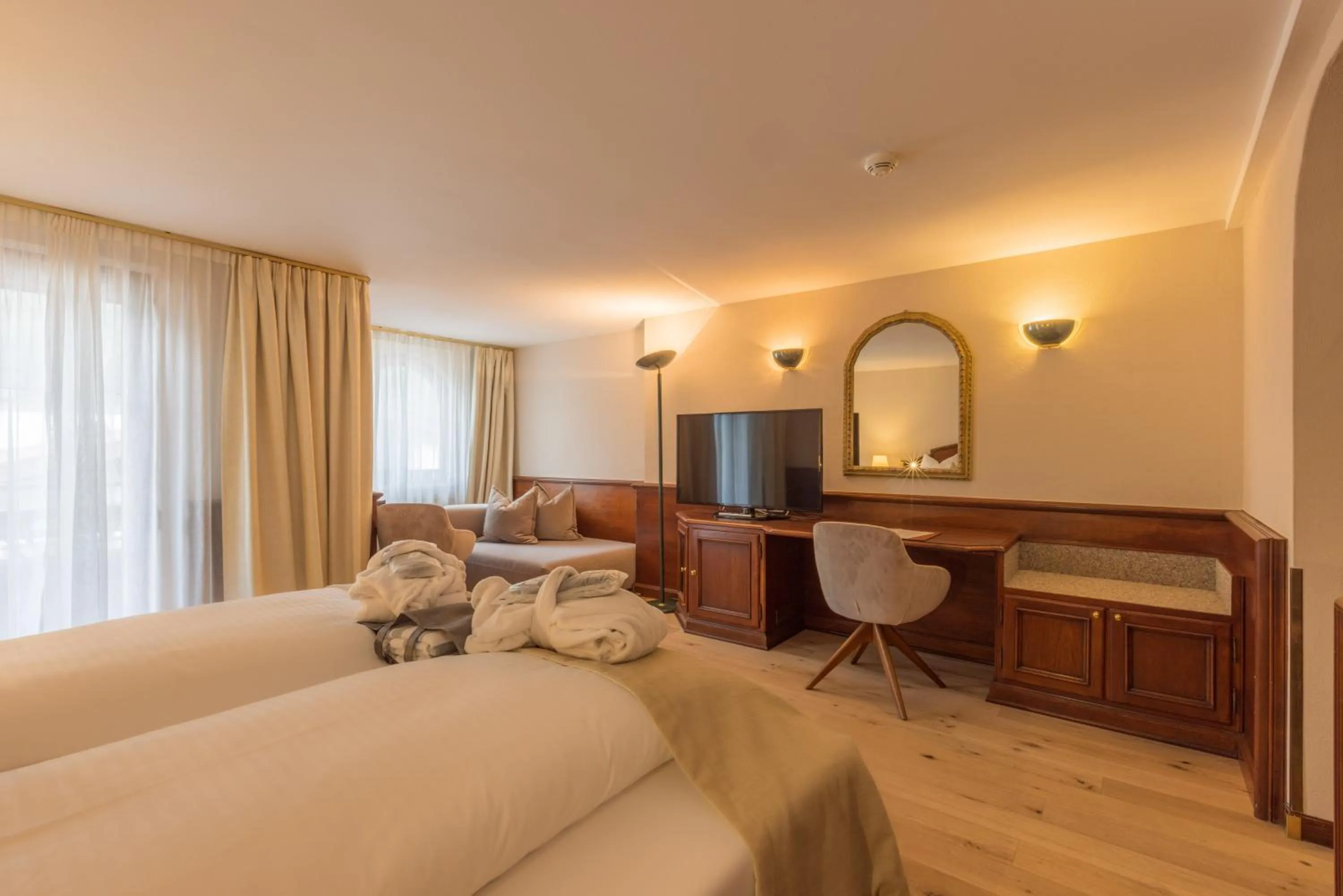 Photo of the whole room, Bed in MANNI das Hotel