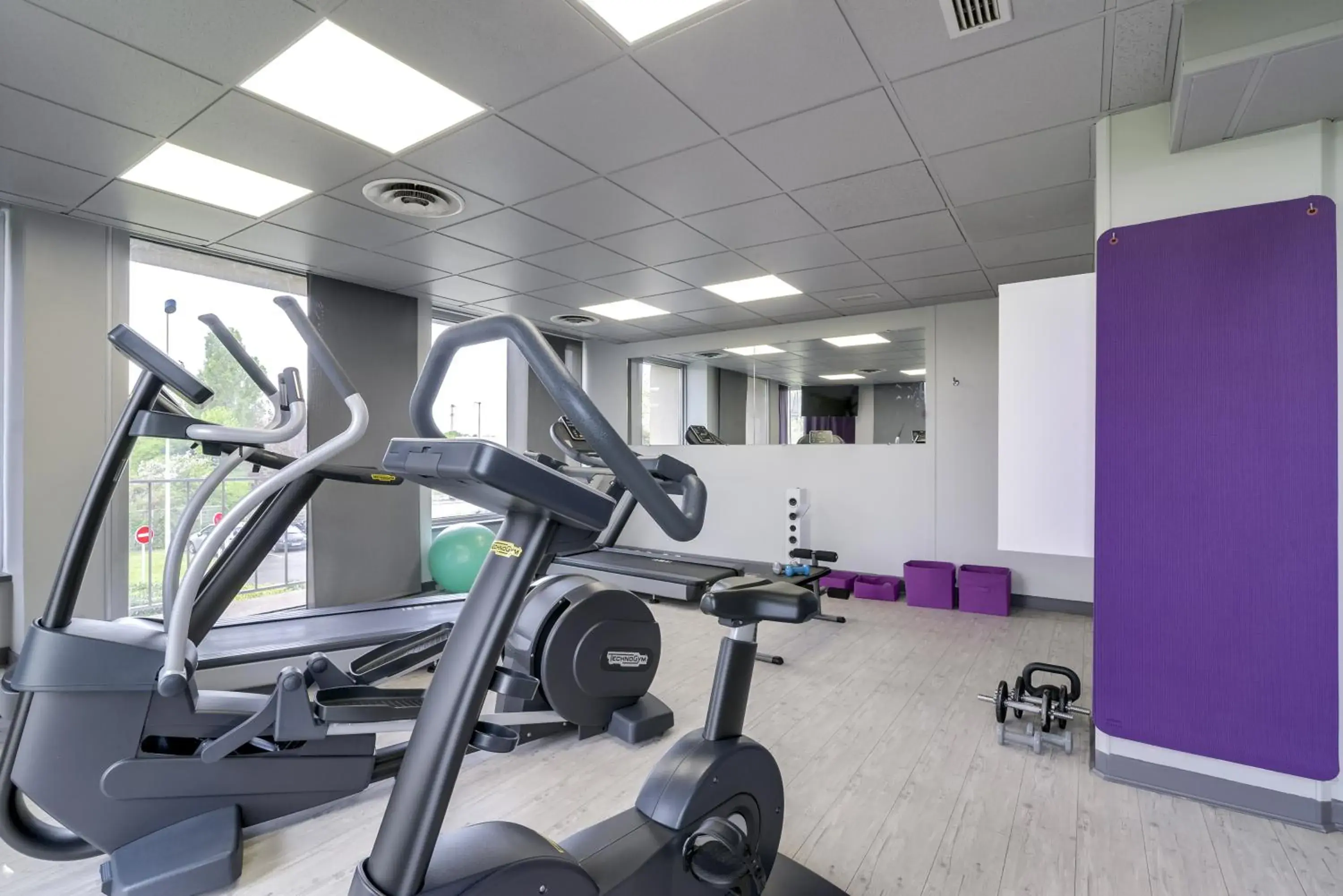 Fitness centre/facilities, Fitness Center/Facilities in Hotel Mercure Paris Orly Rungis