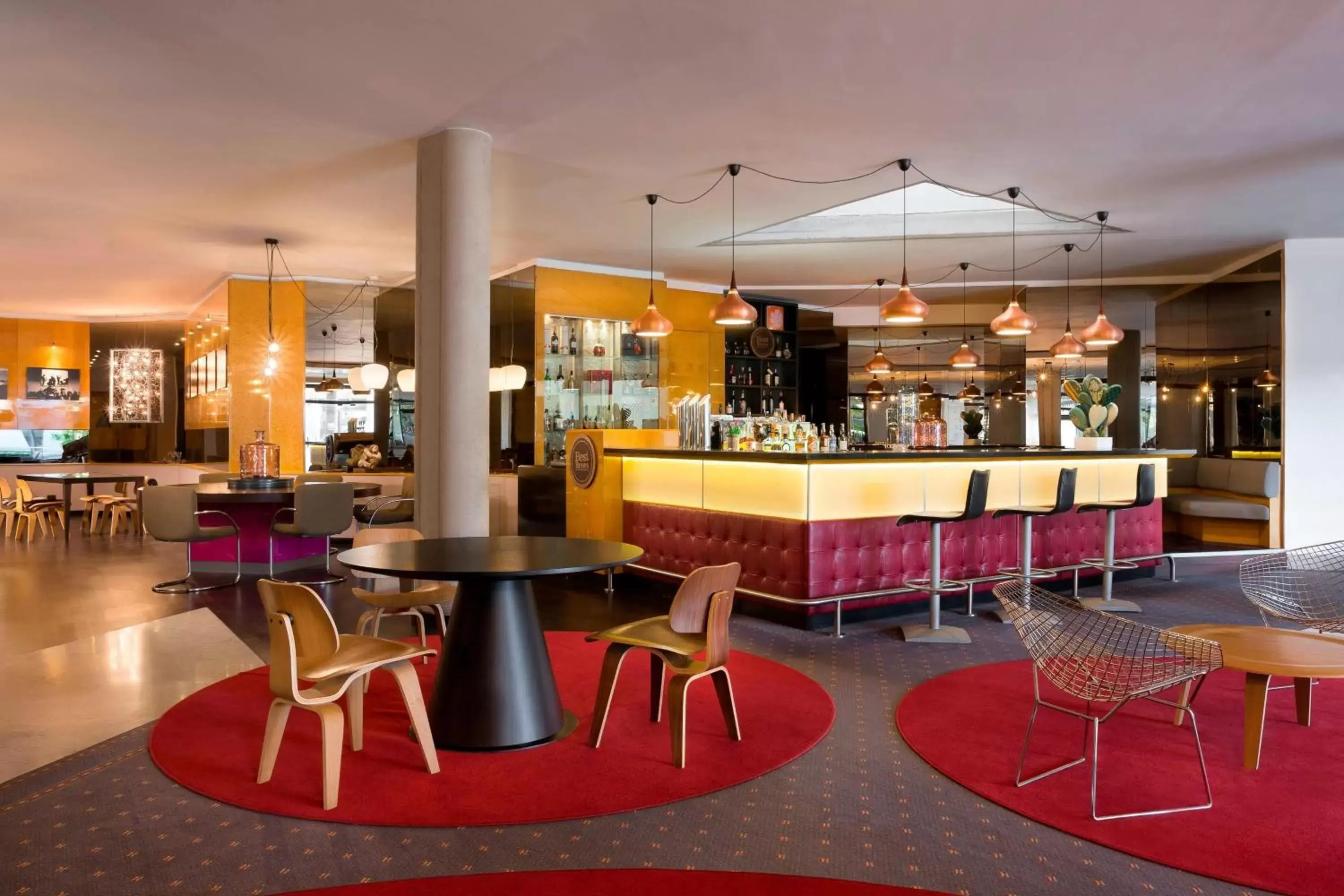 Restaurant/places to eat, Lounge/Bar in Four Points by Sheraton Catania Hotel