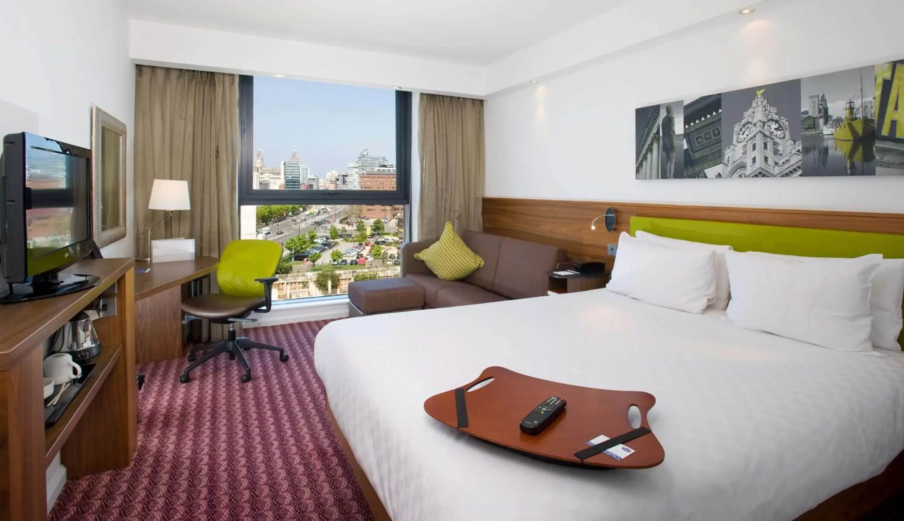 Bed in Hampton By Hilton Liverpool City Centre