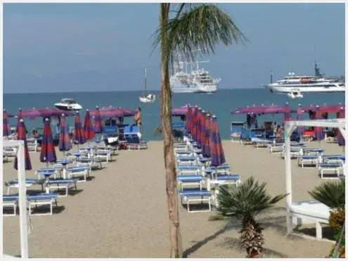 Beach in Hotel Panoramic