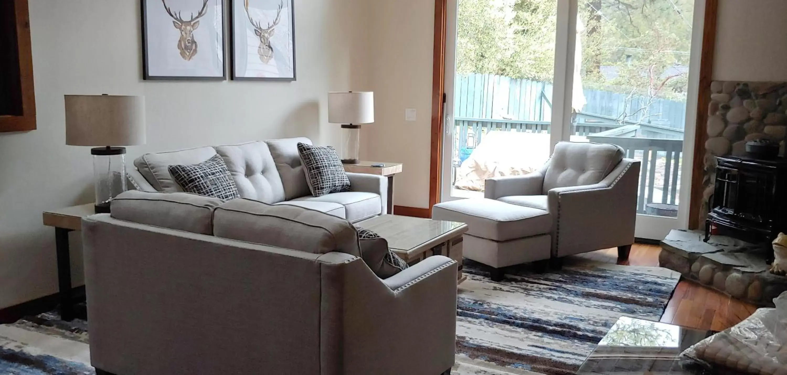 Seating Area in The Grand Idyllwild Lodge