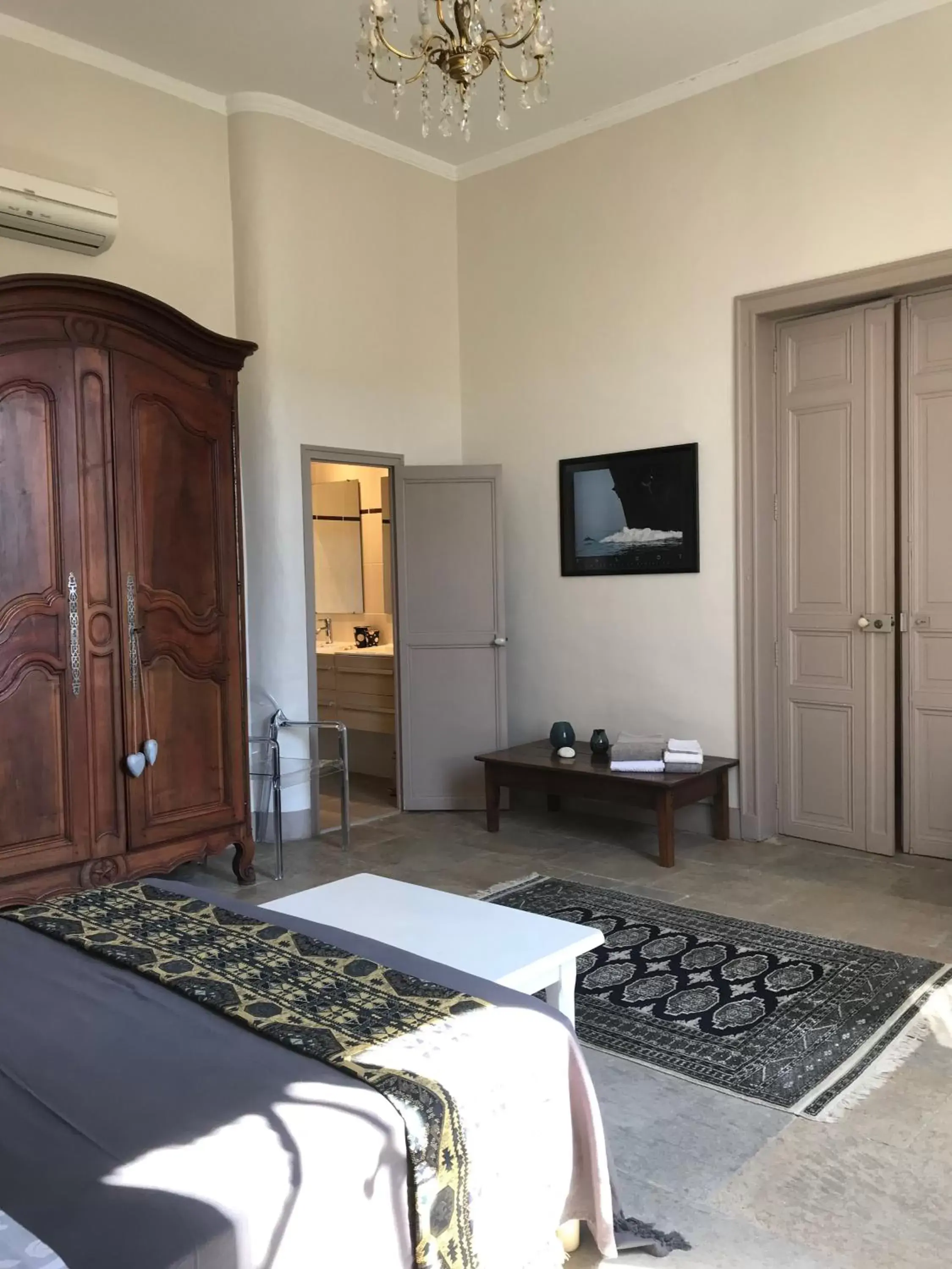 Bedroom in Couleurs De Camargue