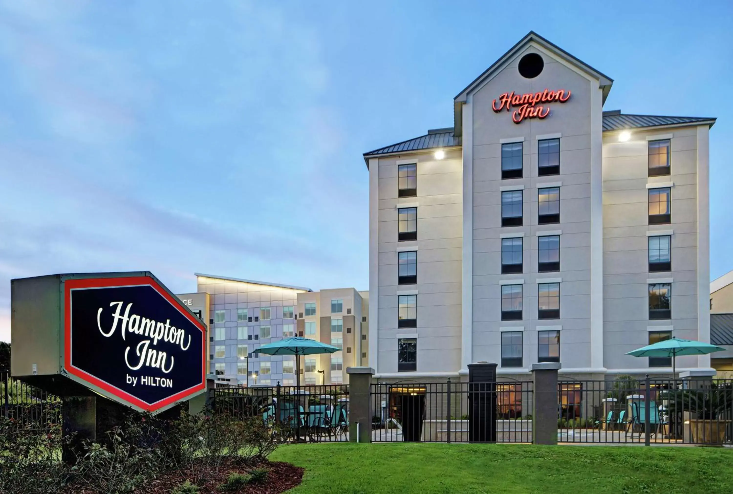 Property building, Property Logo/Sign in Hampton Inn Biloxi Beach Boulevard