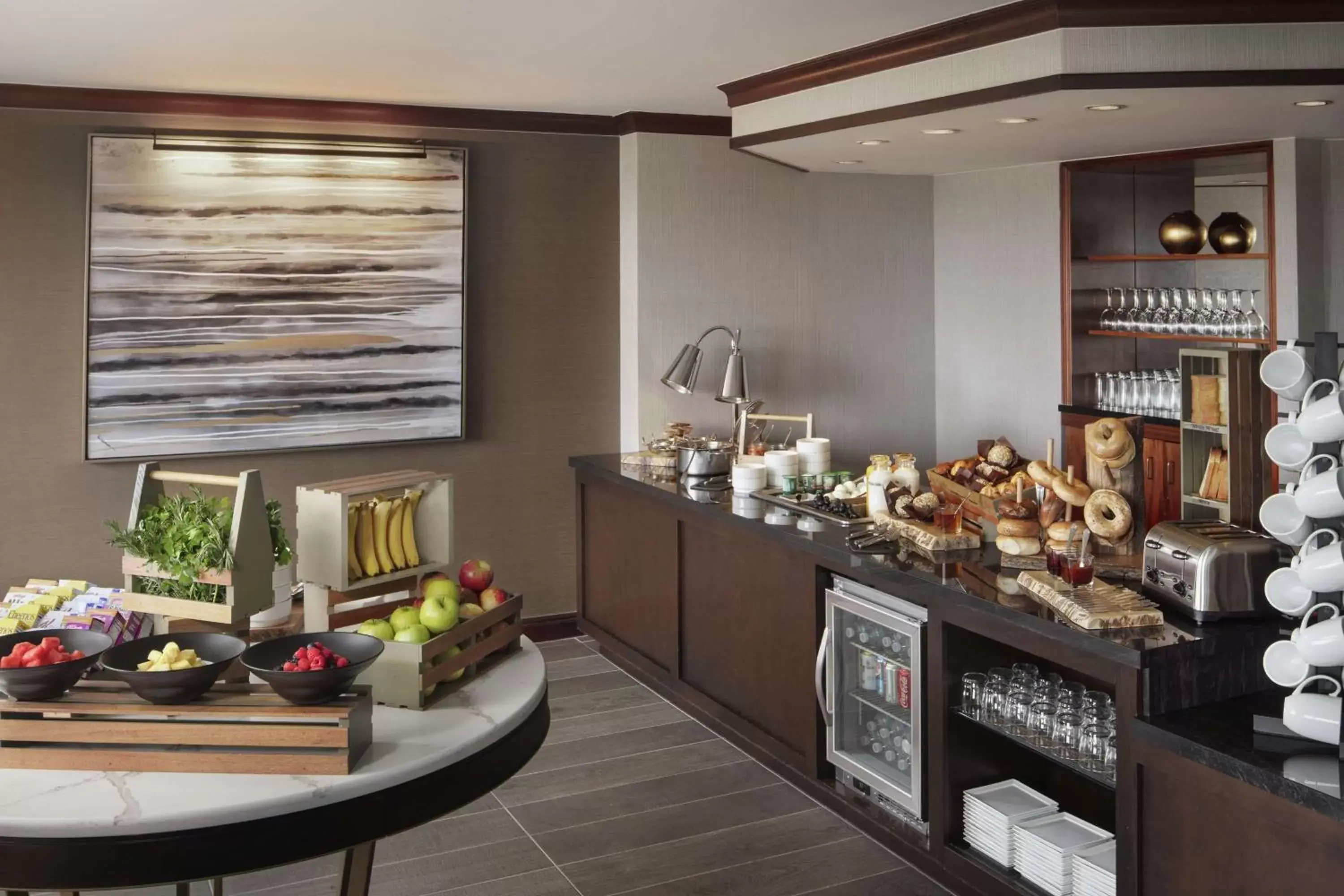 Property building in Hilton Short Hills Property building in Hilton Short Hills