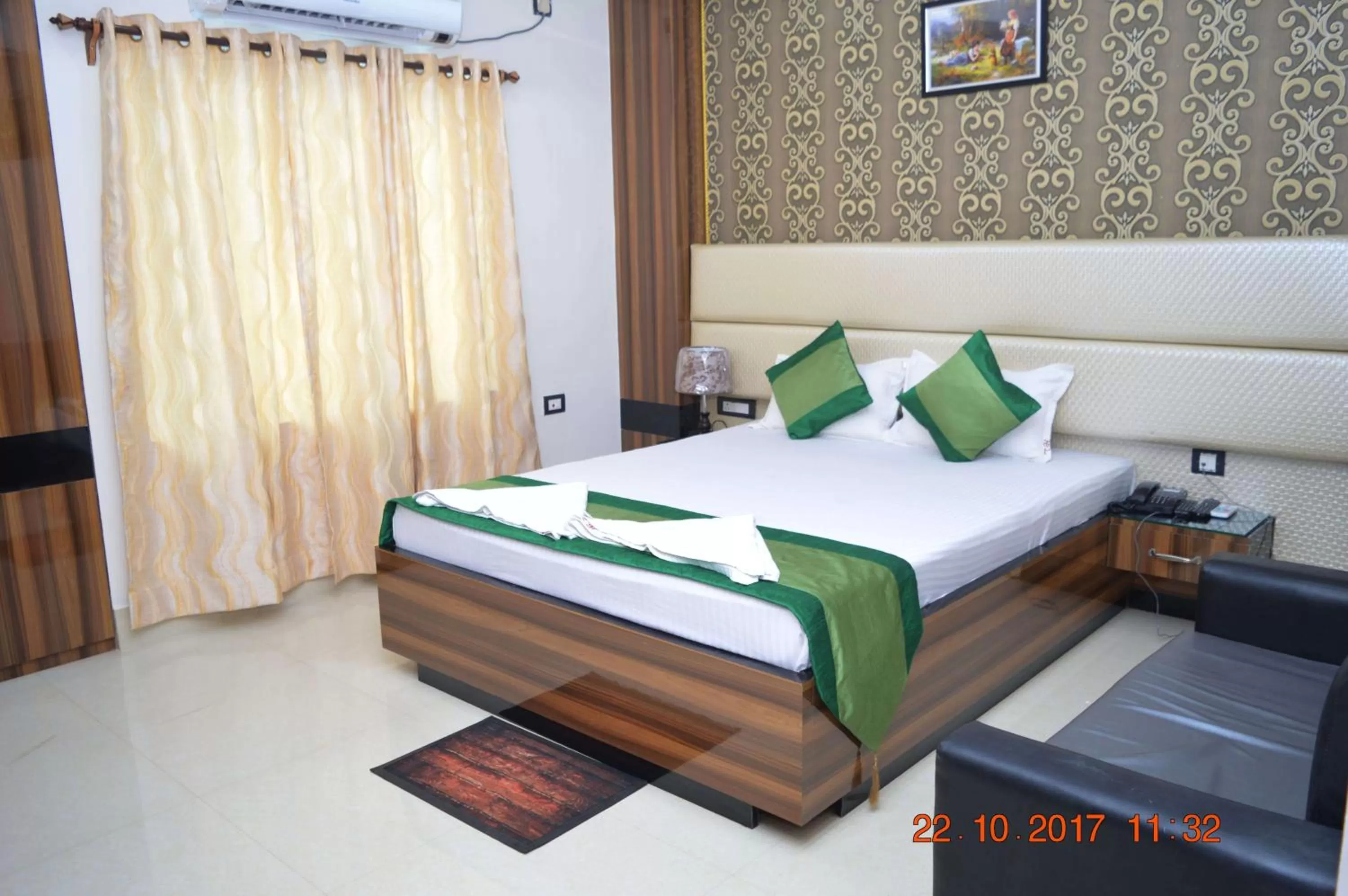 Bed in Hotel Biswanath