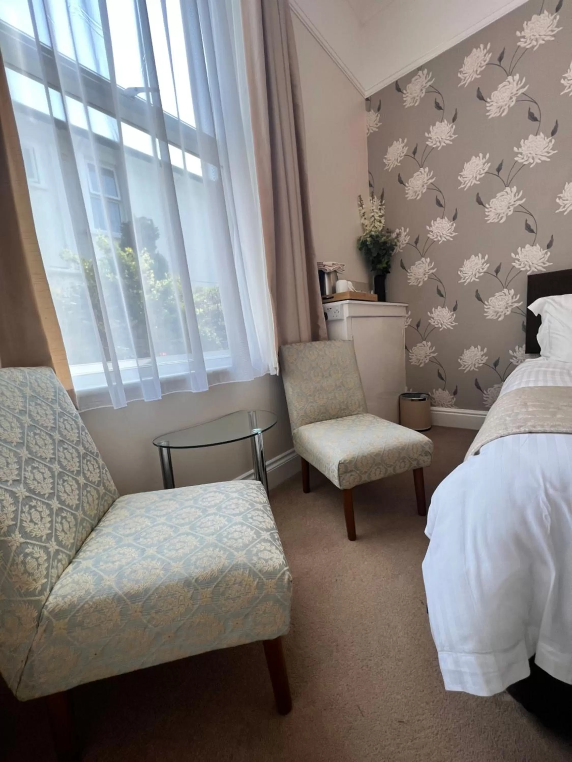 Property building, Bed in Birkdale Guest House