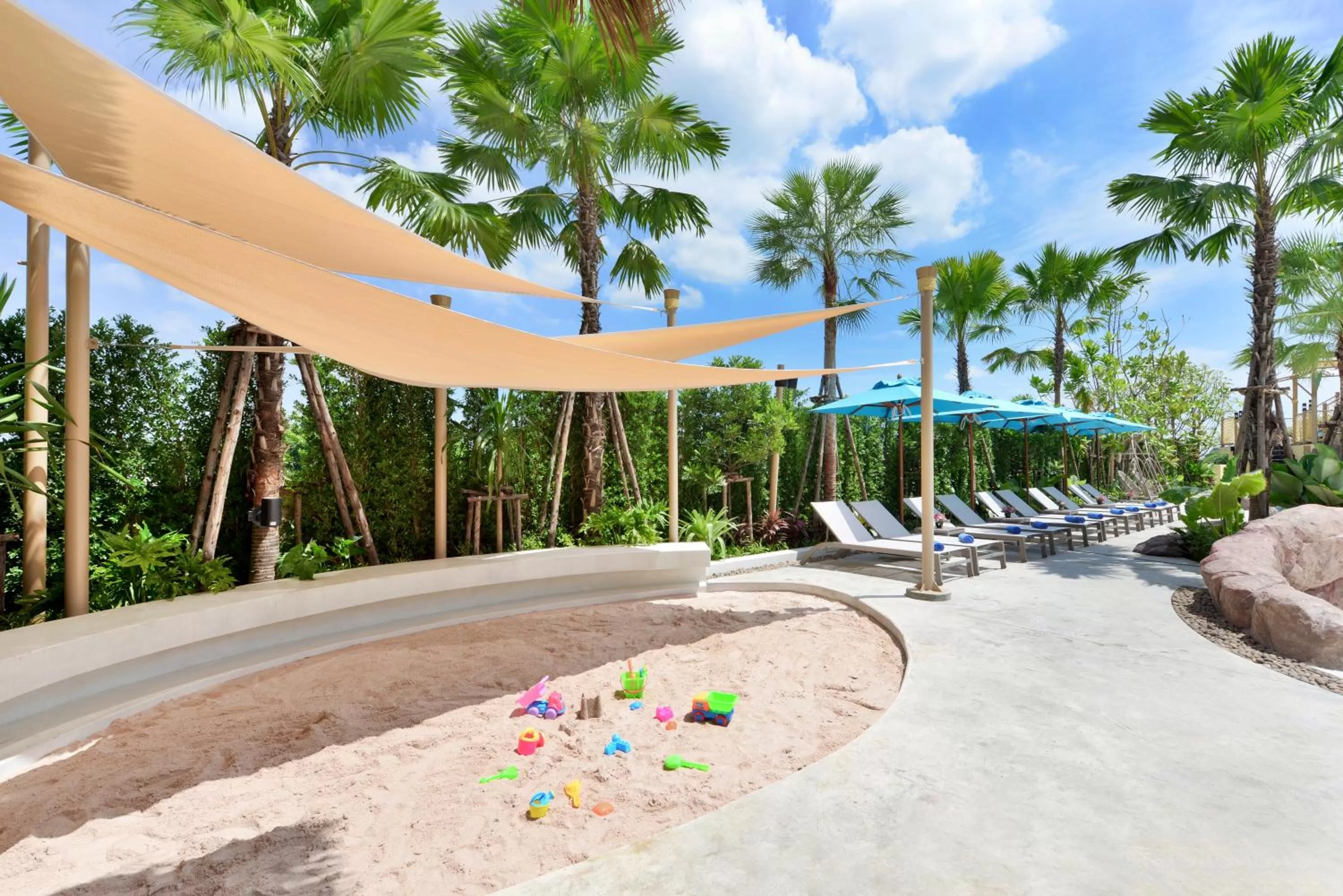 Aqua park in Centre Point Prime Hotel Pattaya